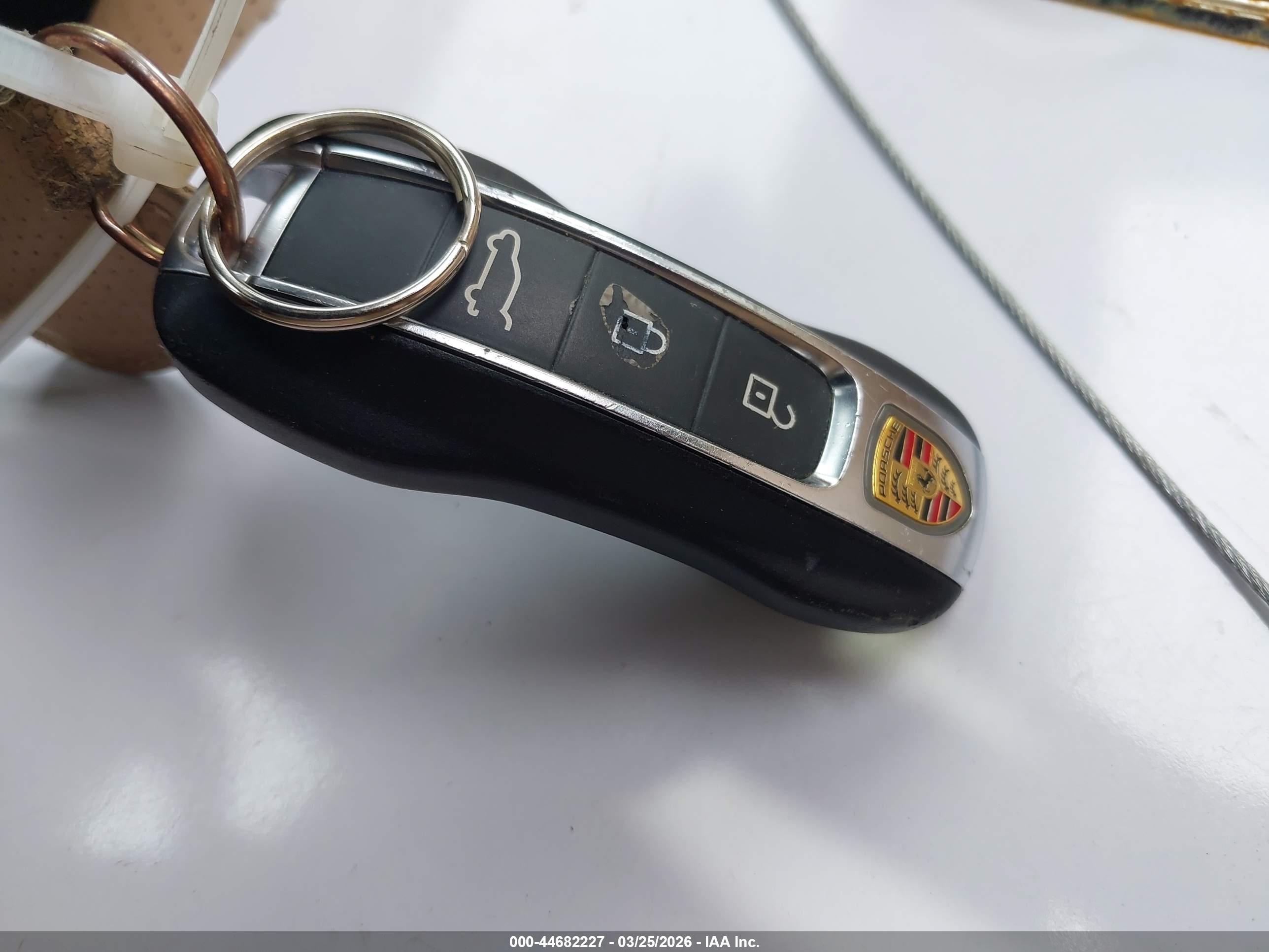 PORSCHE CAYENNE image 11