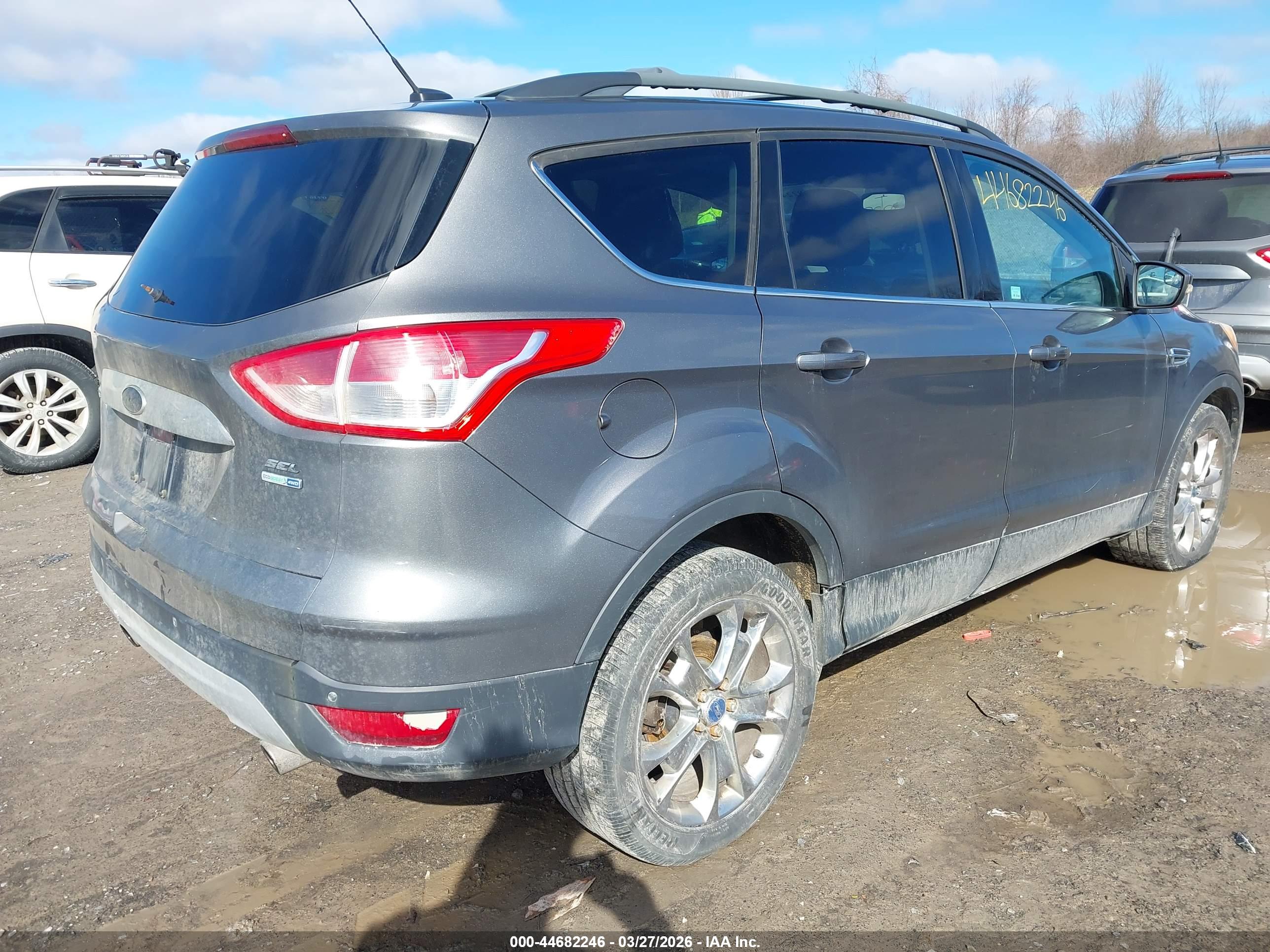 FORD ESCAPE image 4