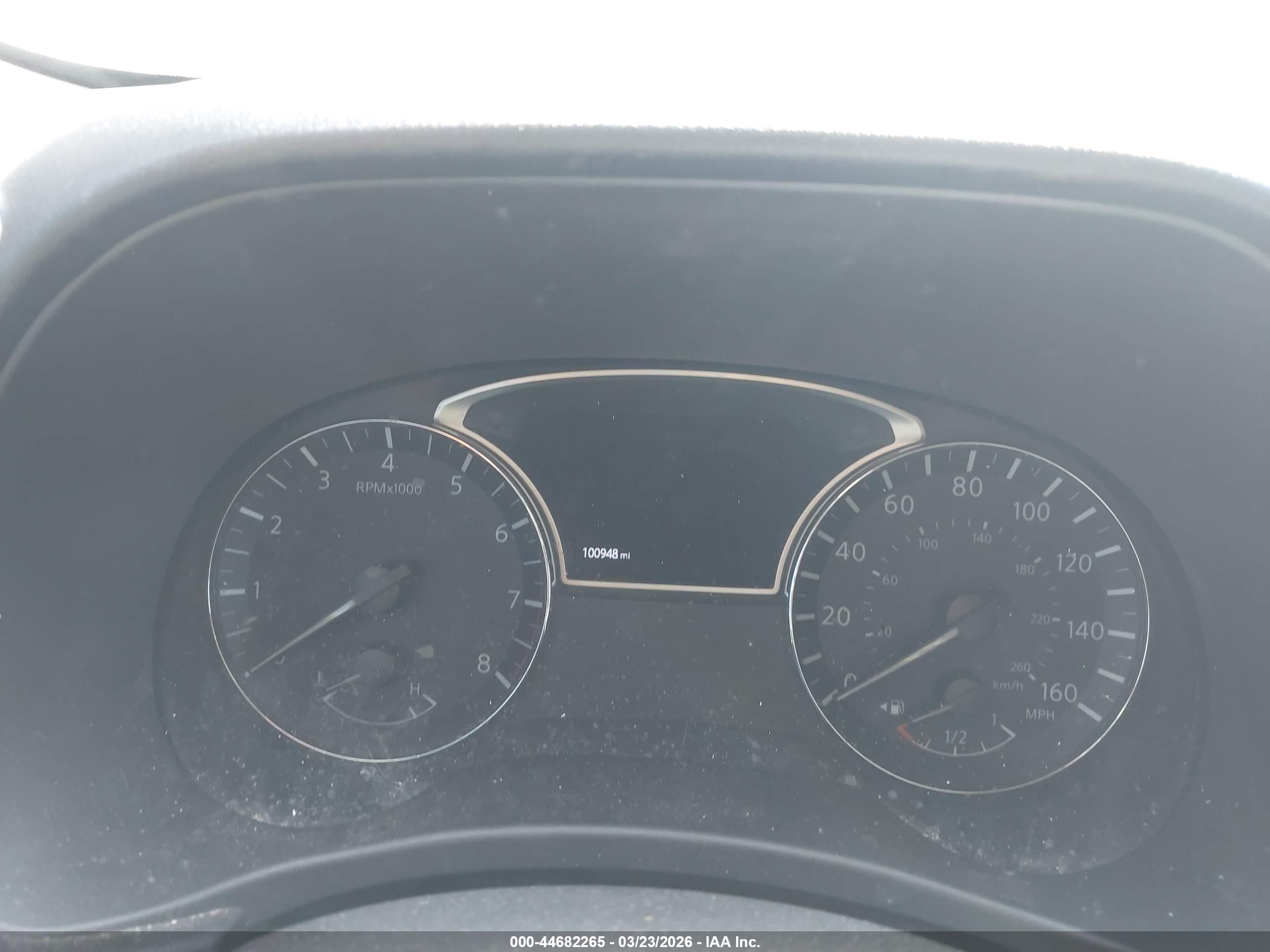 NISSAN PATHFINDER image 7