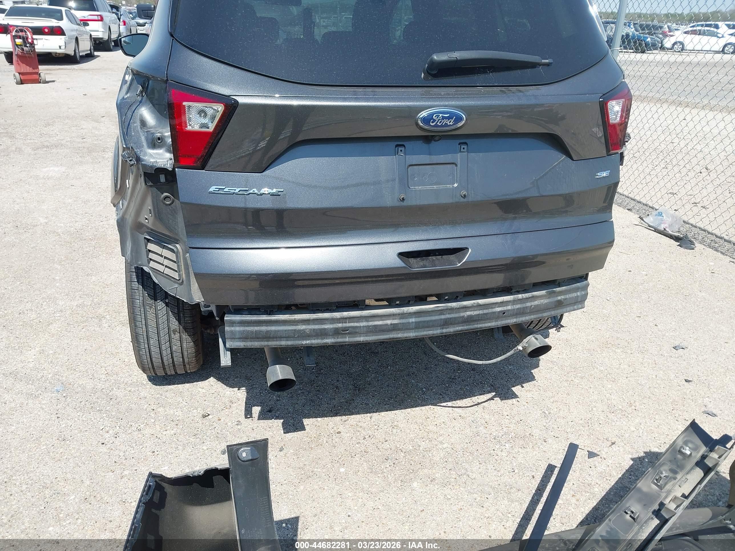 FORD ESCAPE image 6