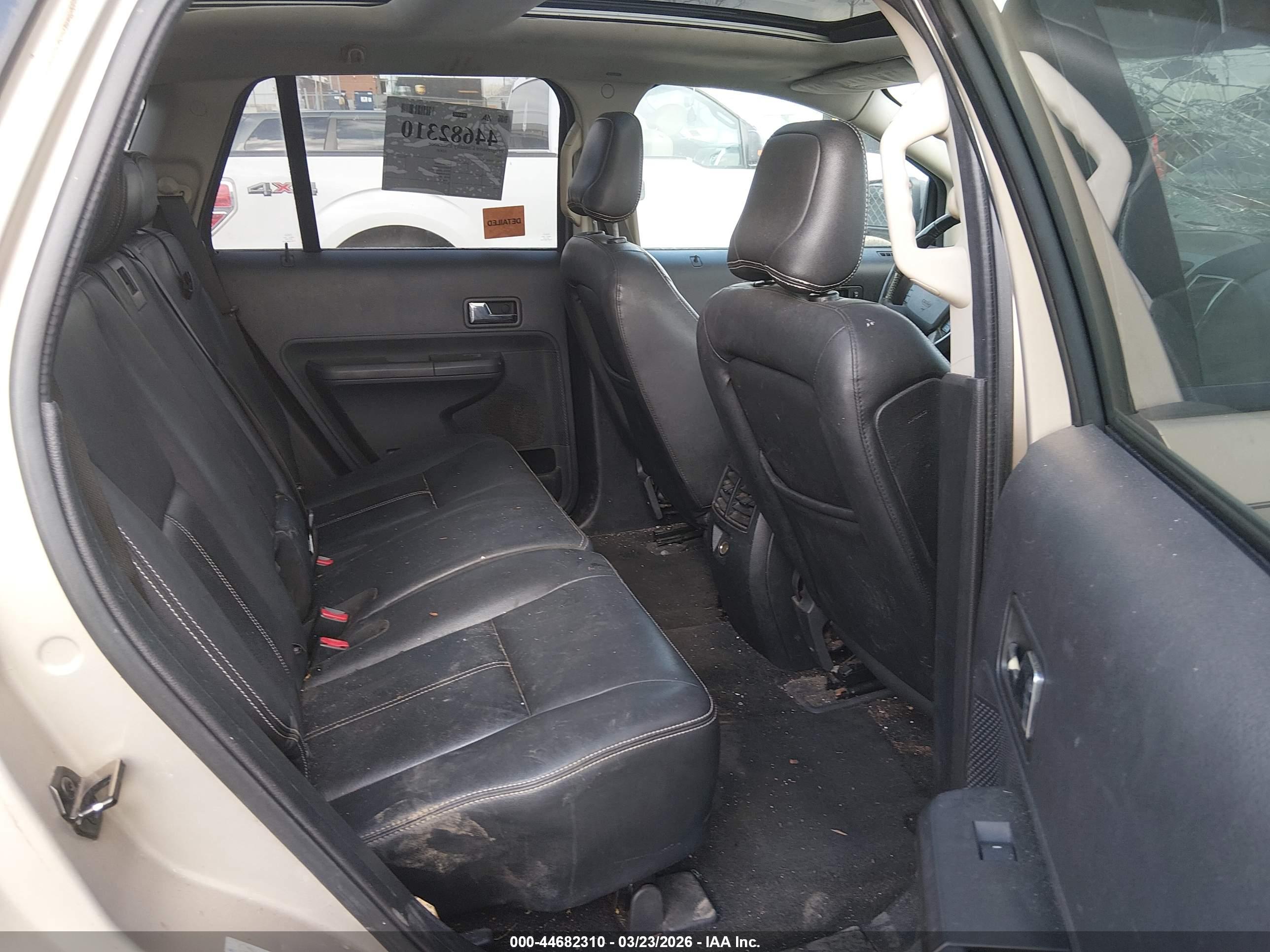 FORD EDGE image 8