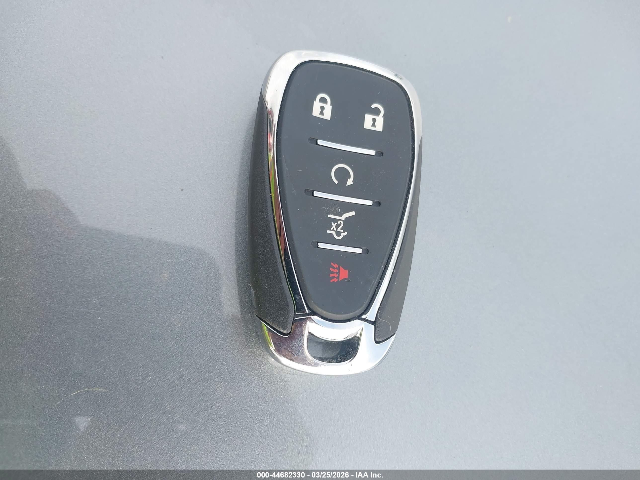 CHEVROLET TRAVERSE image 11