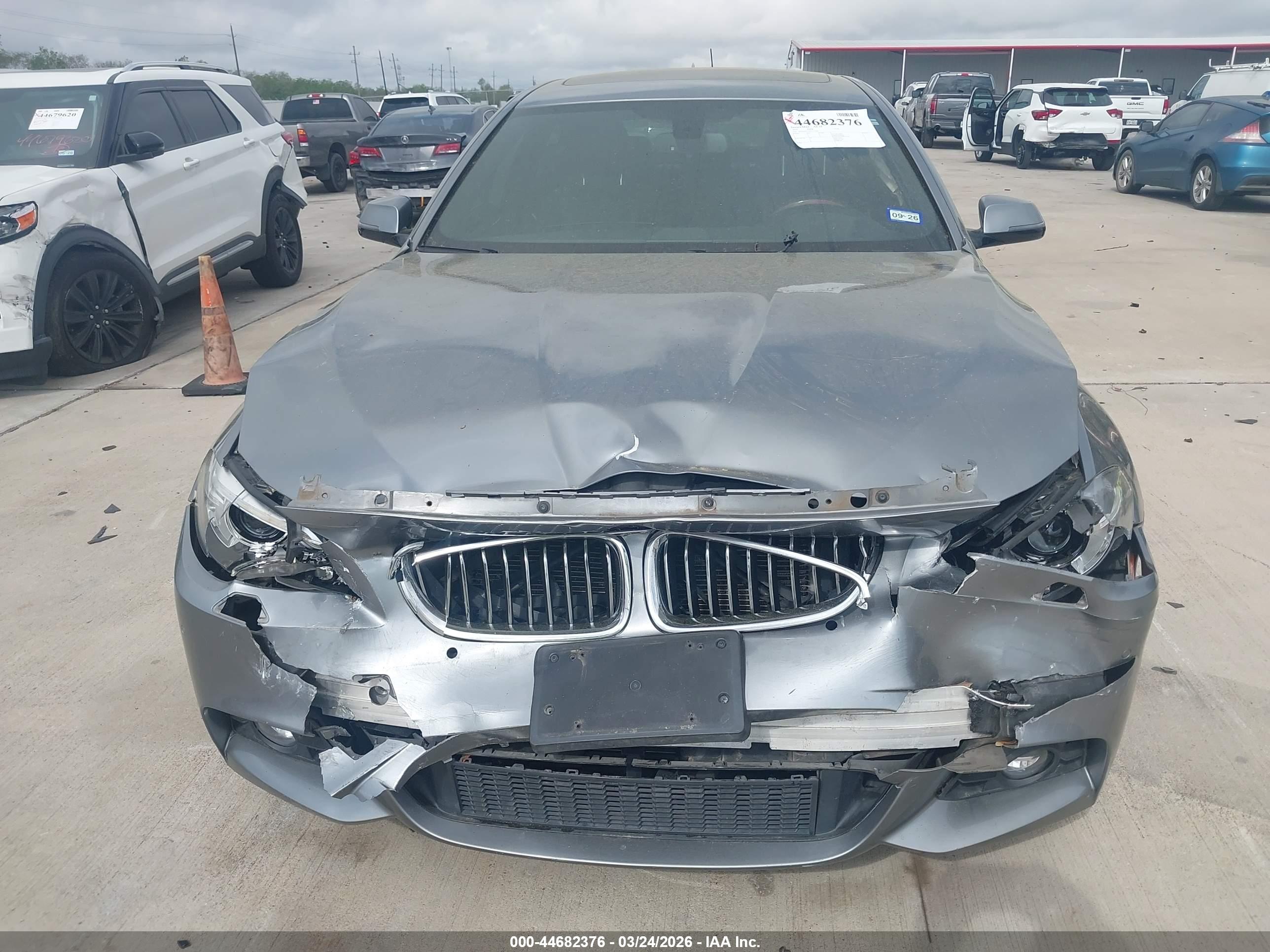 BMW 535I image 6