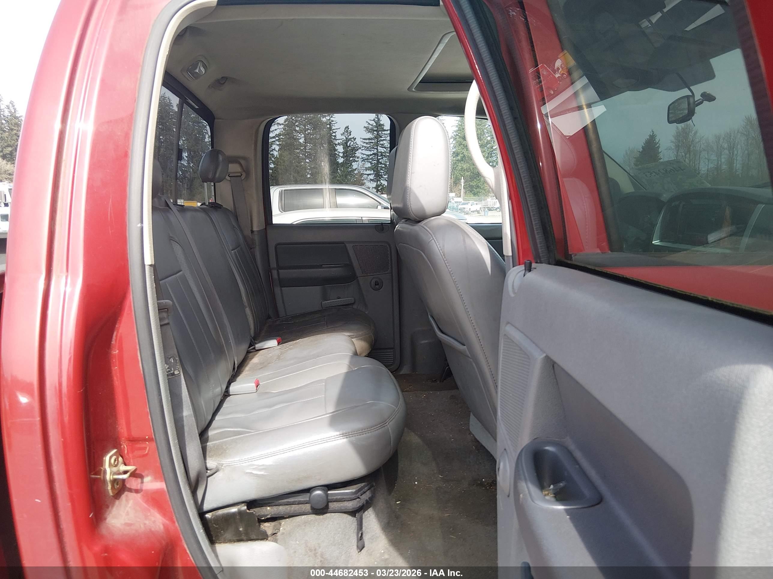 DODGE RAM image 8