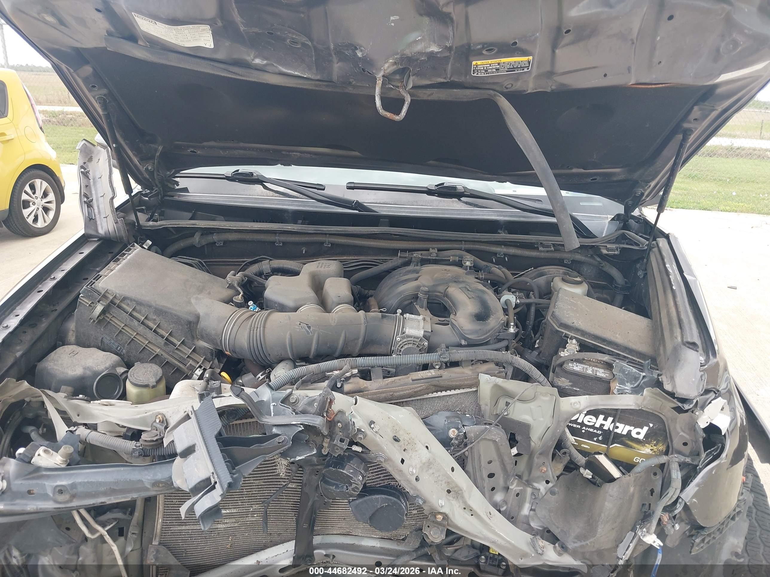 TOYOTA 4RUNNER image 10