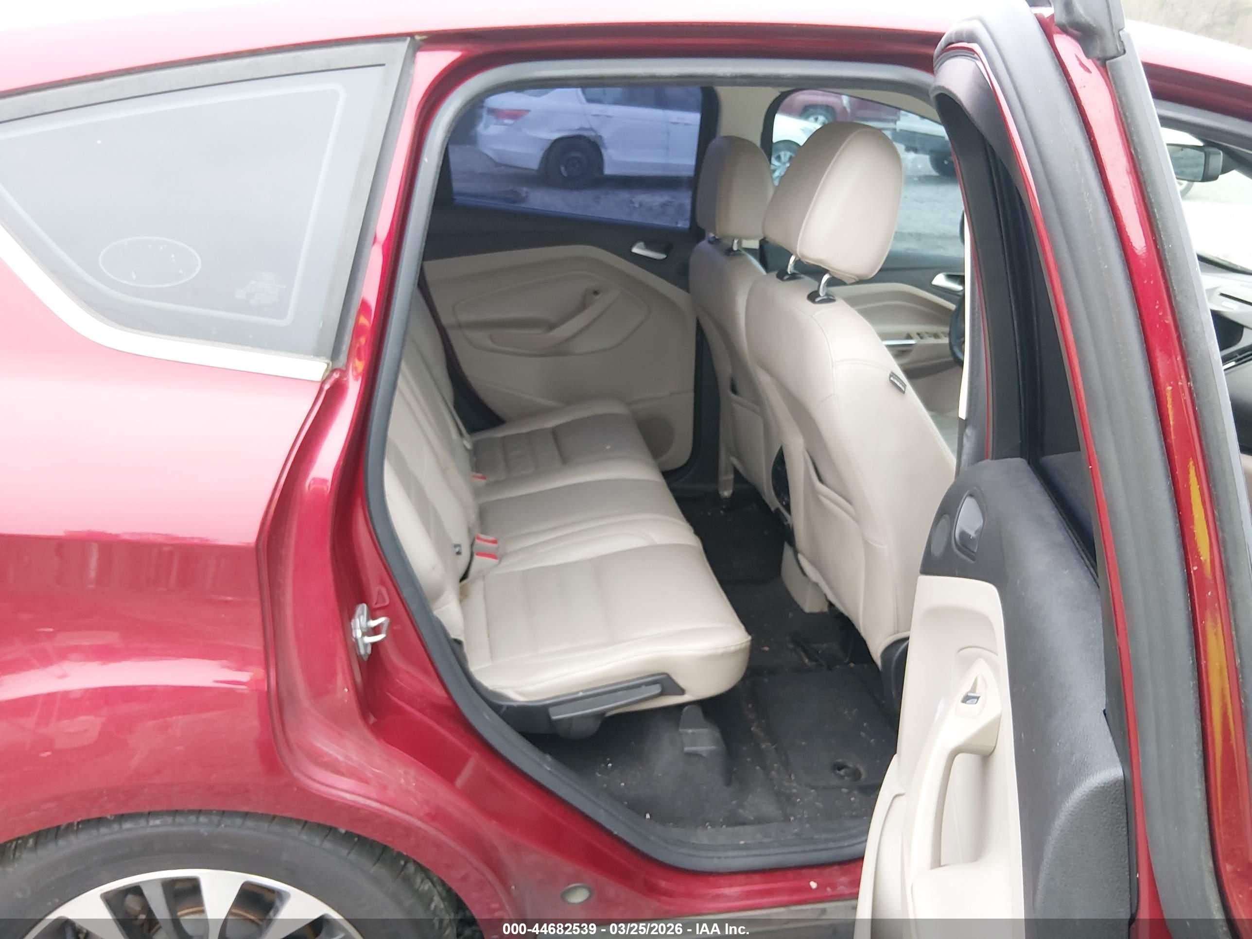 FORD C-MAX image 8