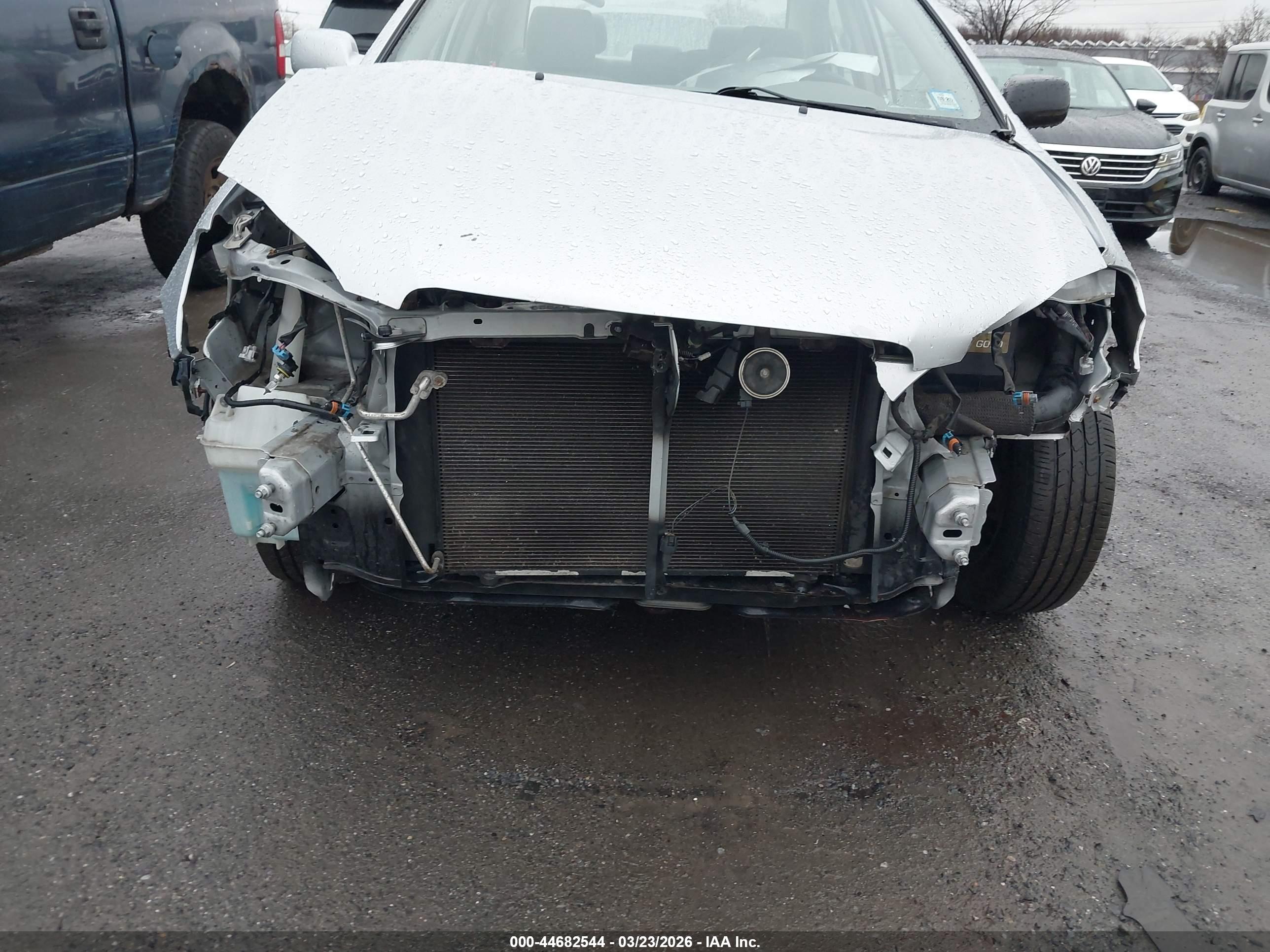 TOYOTA COROLLA image 6