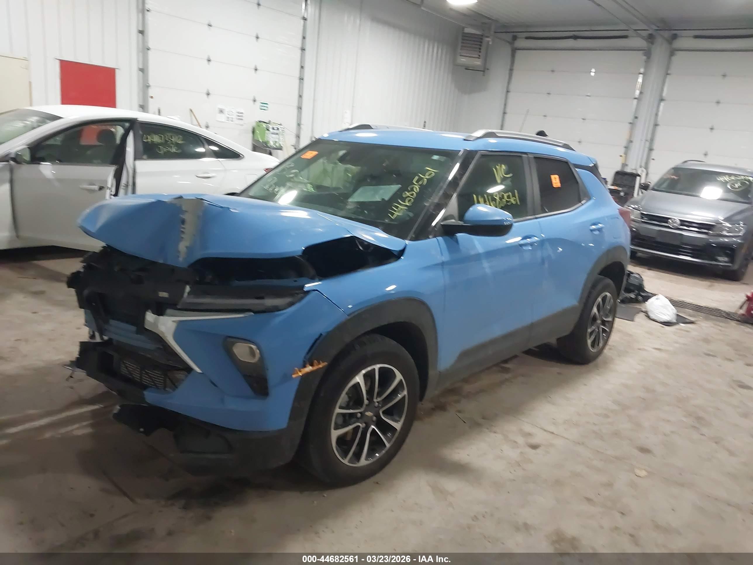 CHEVROLET TRAILBLAZER image 2