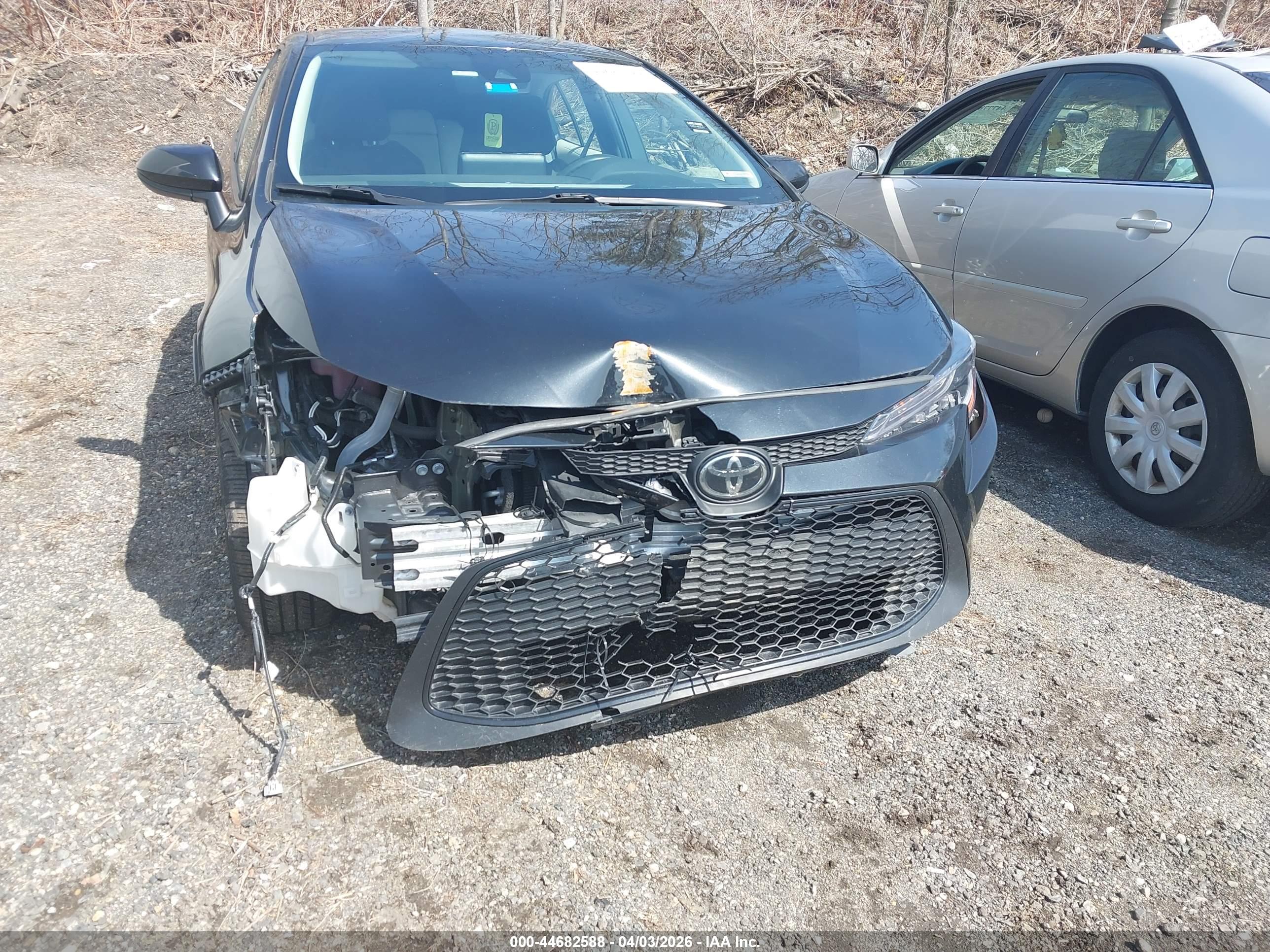 TOYOTA COROLLA image 6