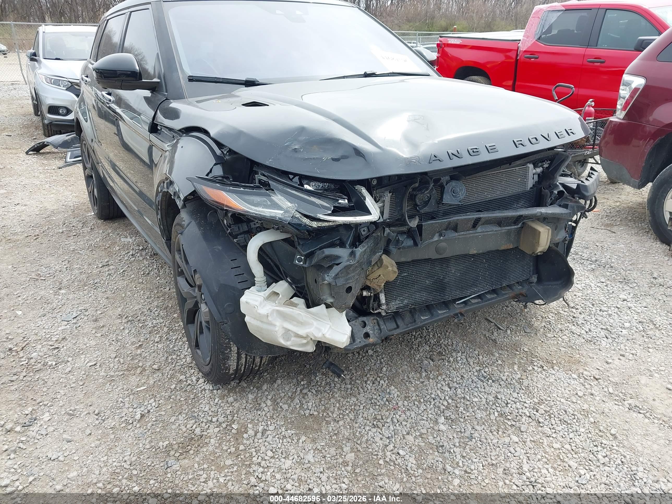 LAND ROVER image 6