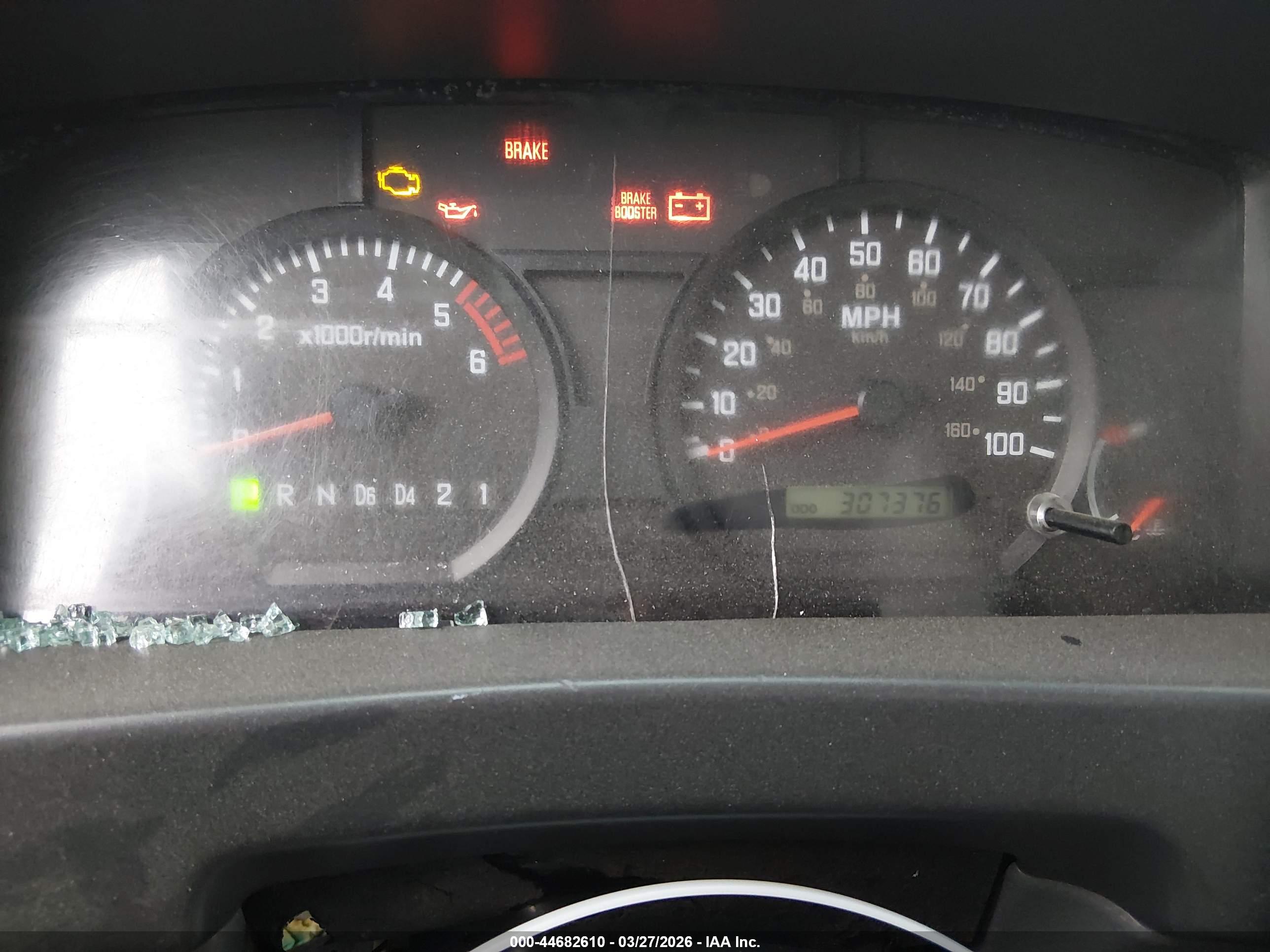 ISUZU NPR image 6