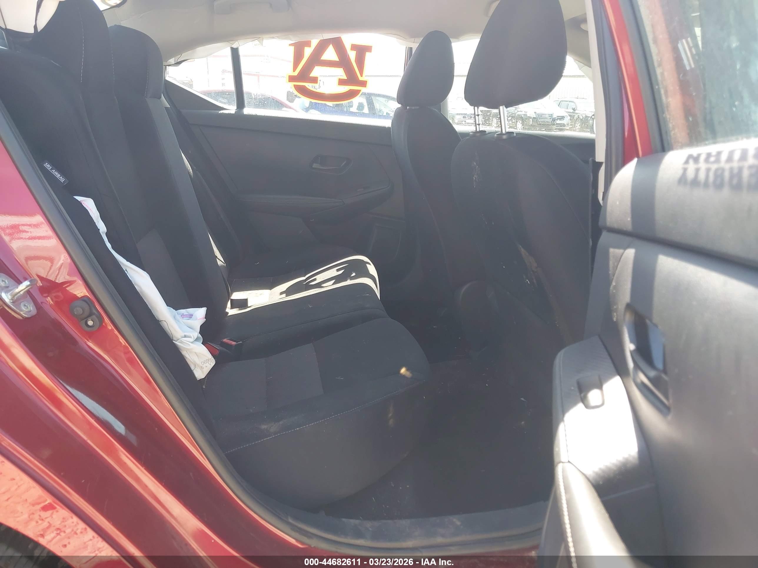 NISSAN SENTRA image 8