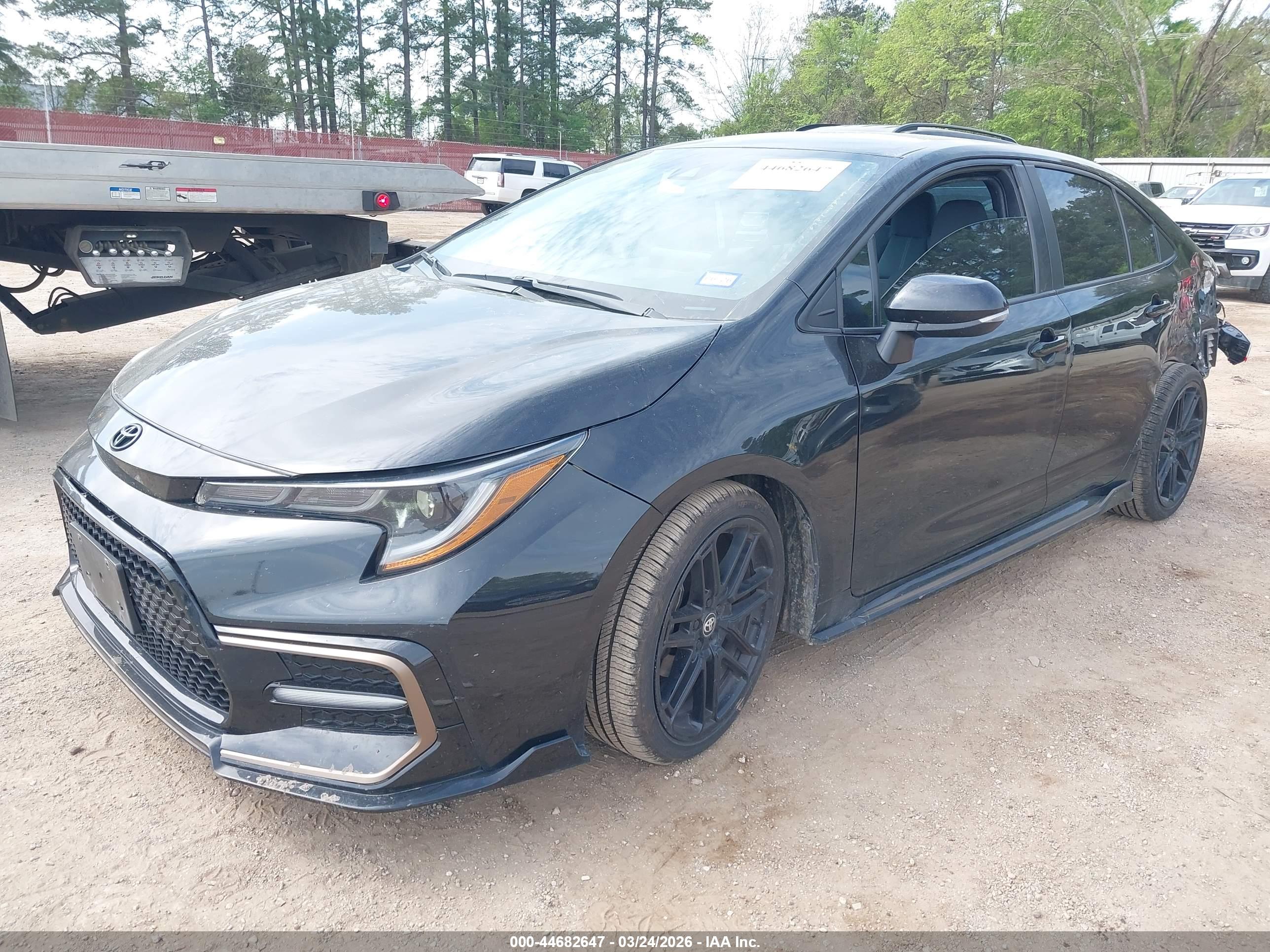 TOYOTA COROLLA image 2