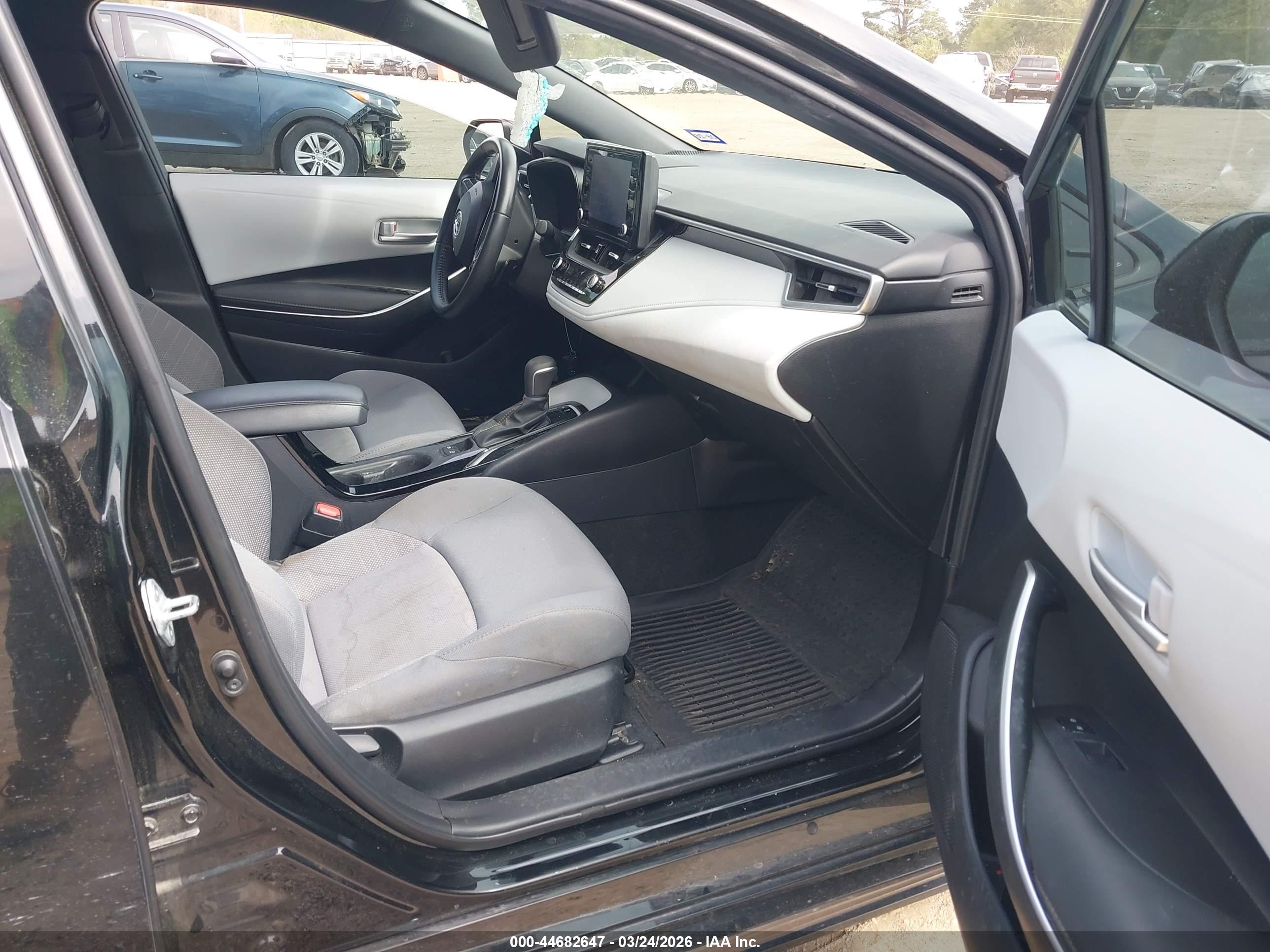 TOYOTA COROLLA image 5