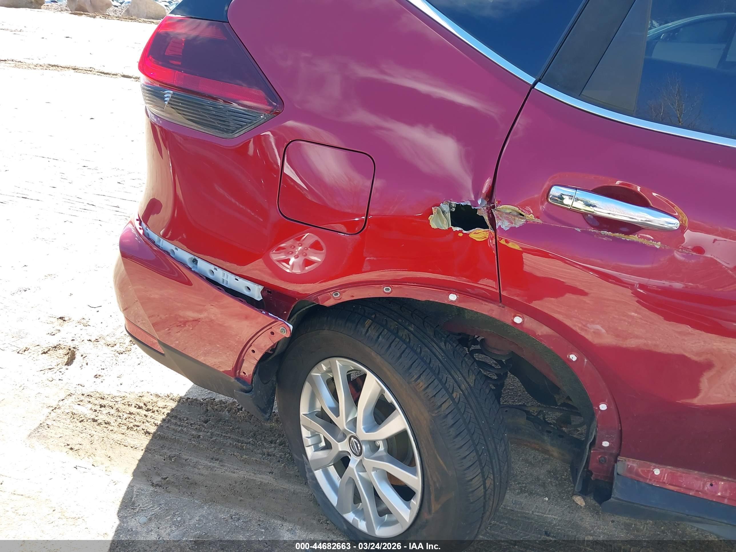NISSAN ROGUE image 6