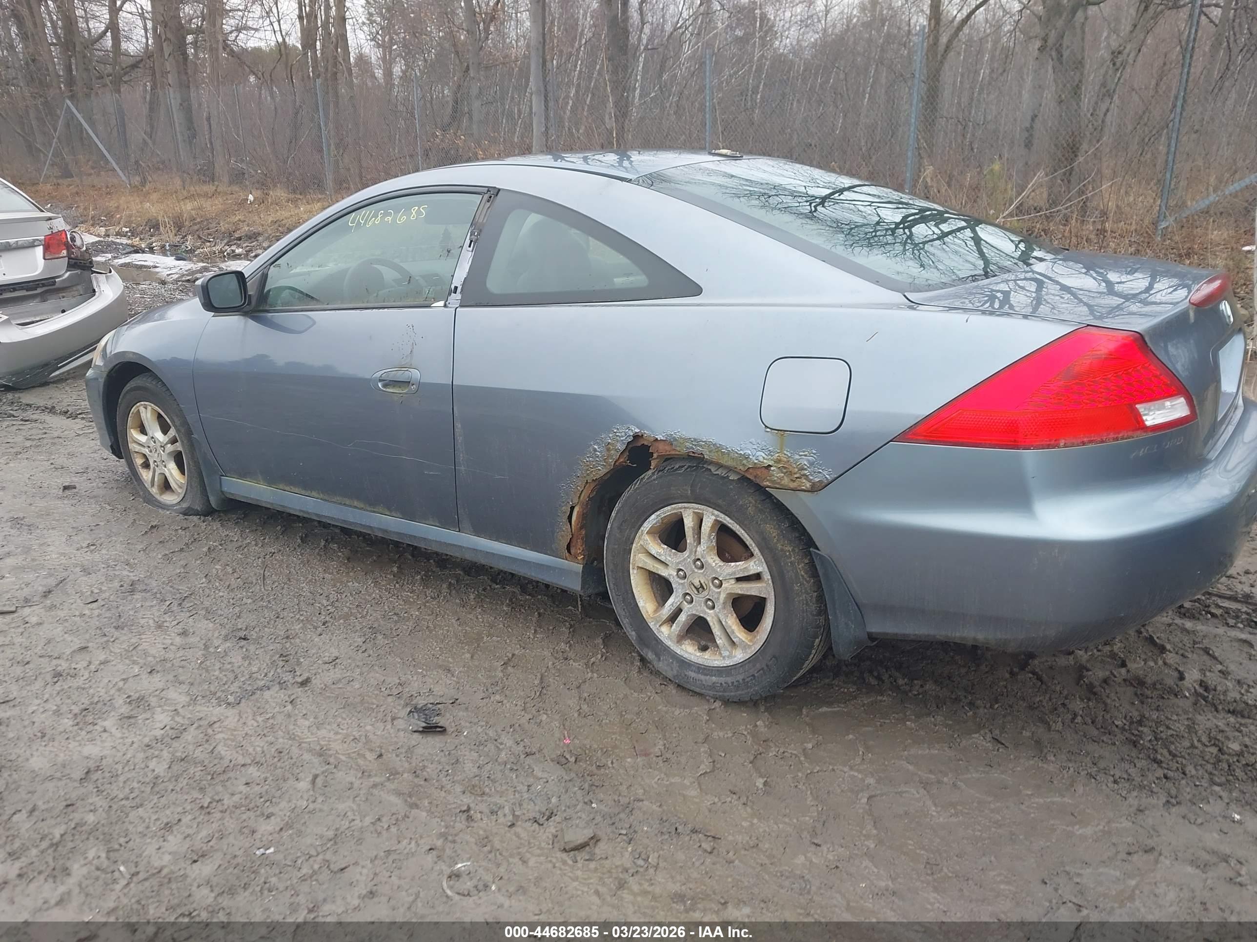 HONDA ACCORD image 3
