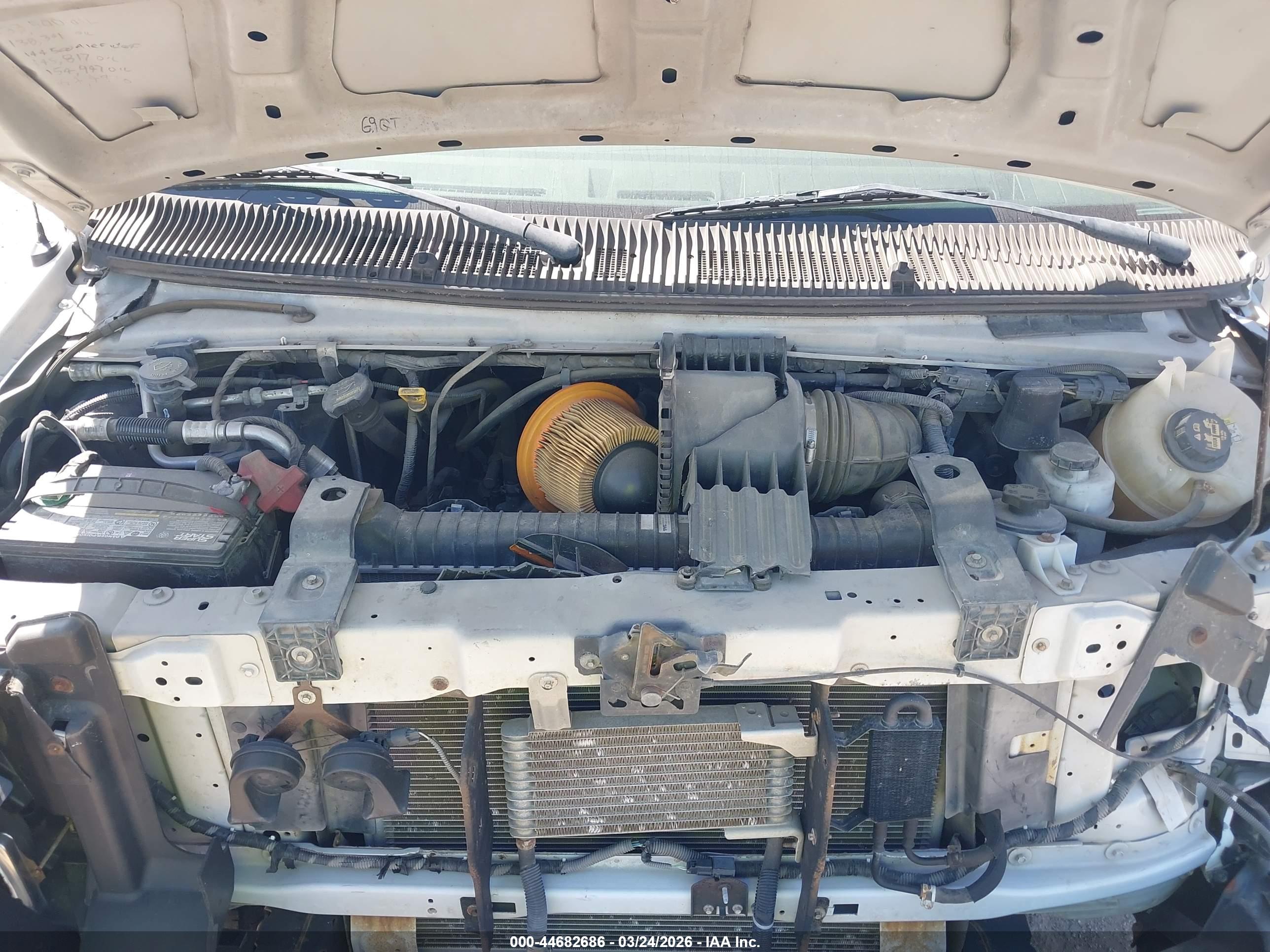FORD E-350 image 10