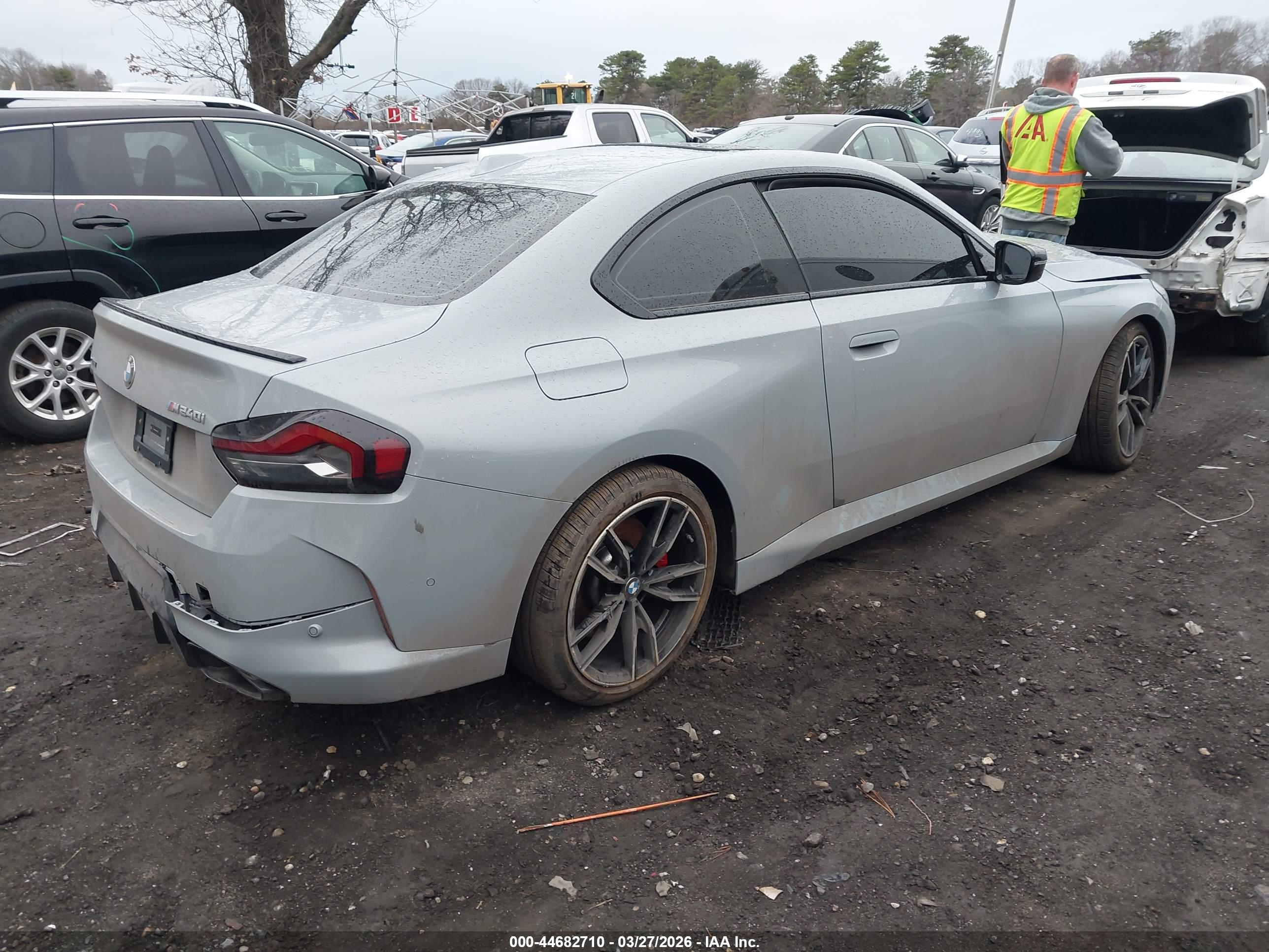 BMW M240 image 4