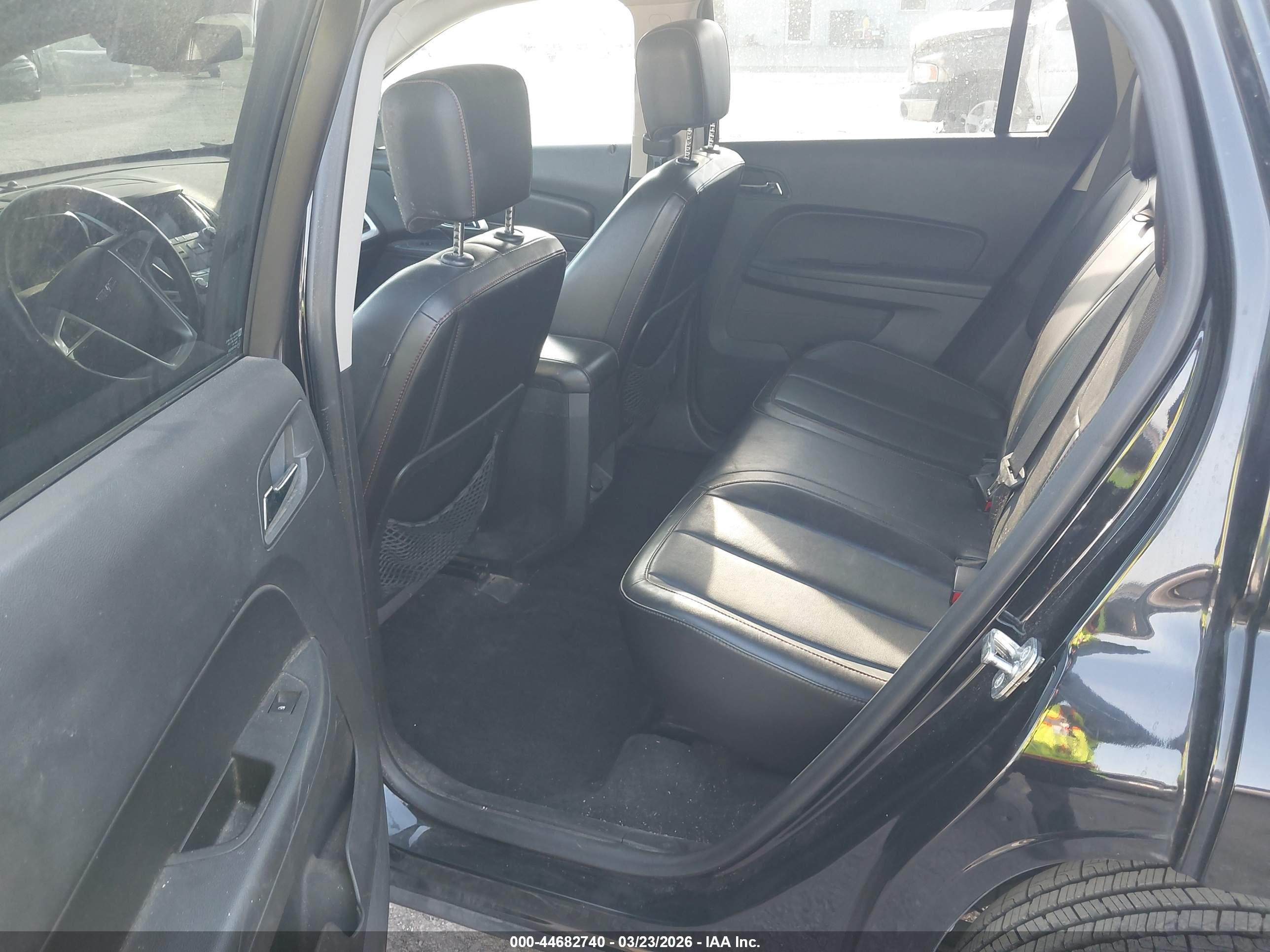 GMC TERRAIN image 8