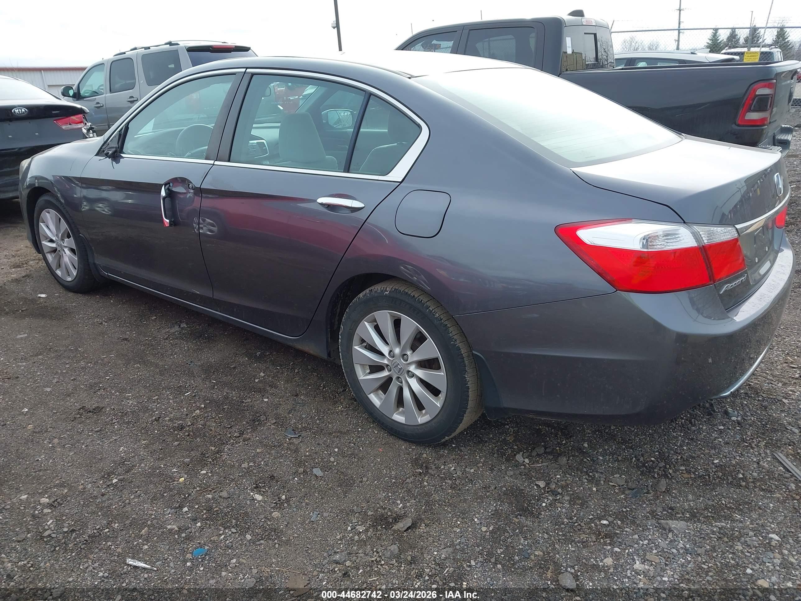 HONDA ACCORD image 3