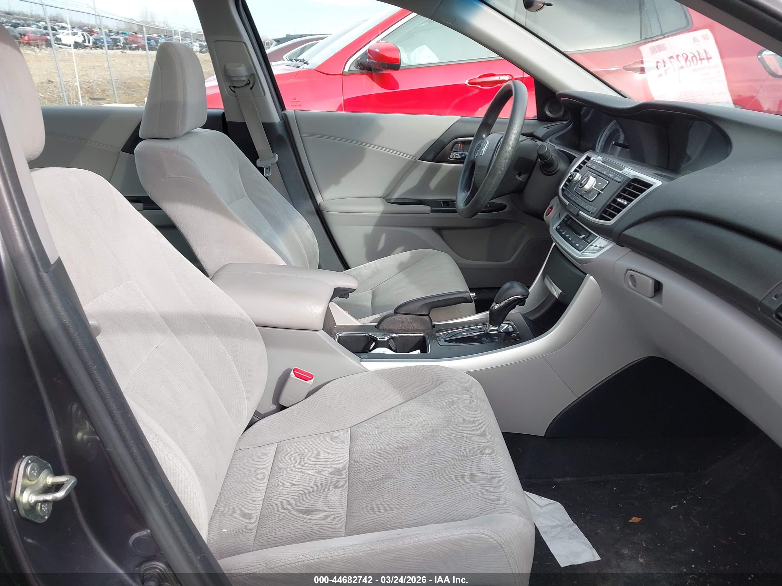 HONDA ACCORD image 5
