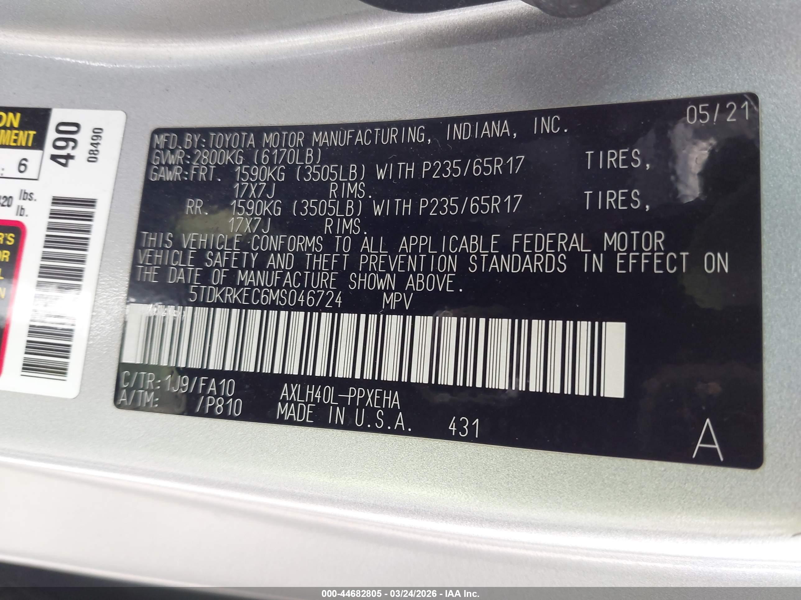 TOYOTA SIENNA image 9