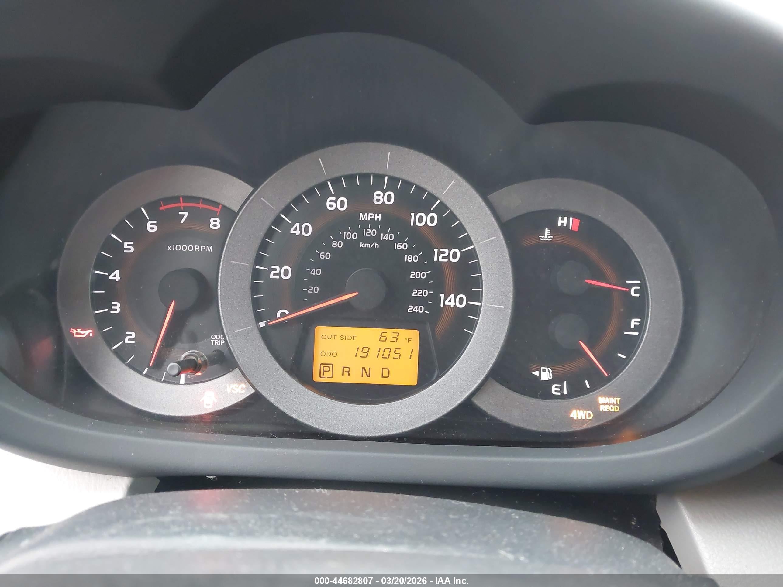 TOYOTA RAV4 image 7