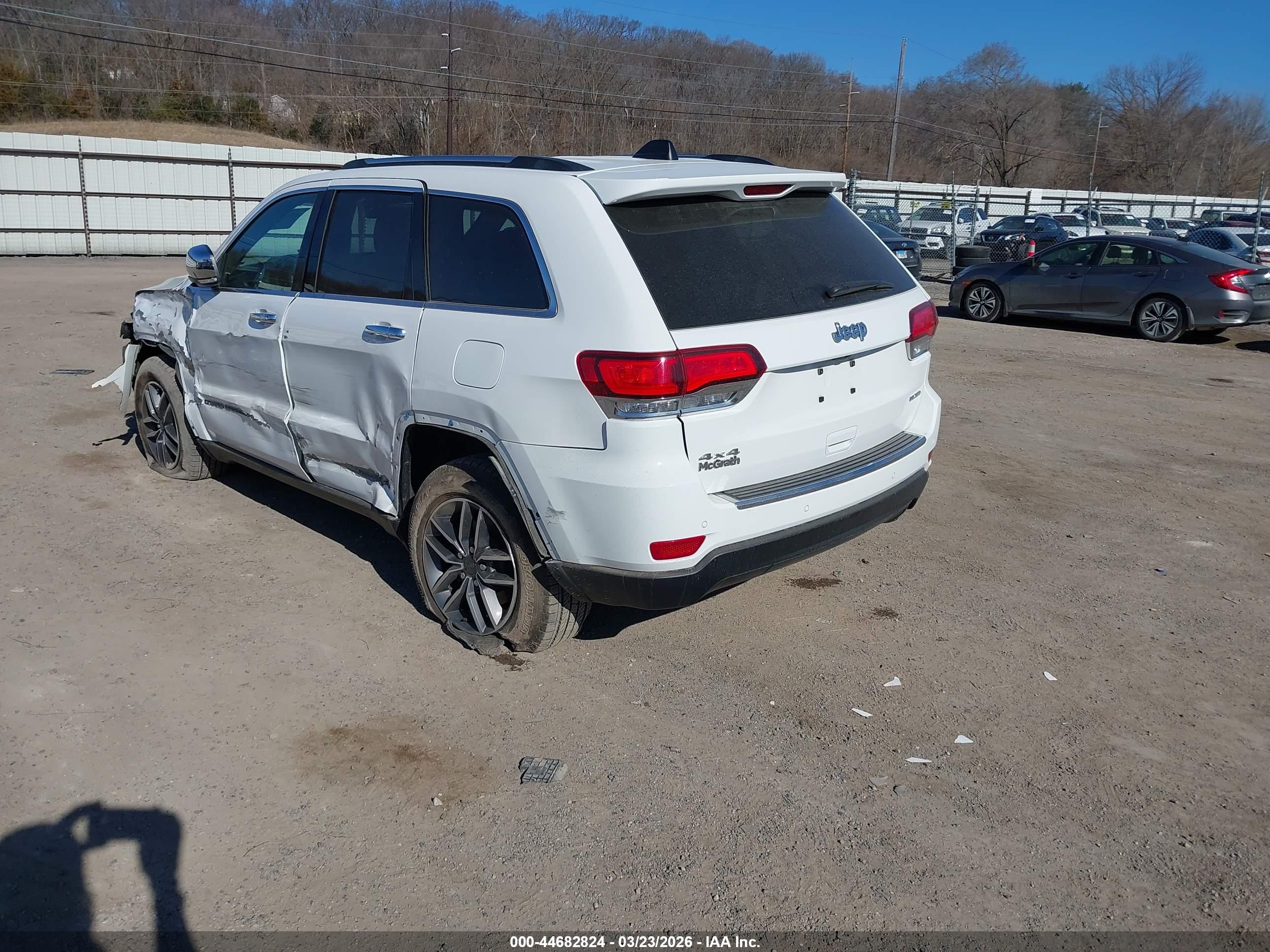 JEEP GRAND image 3