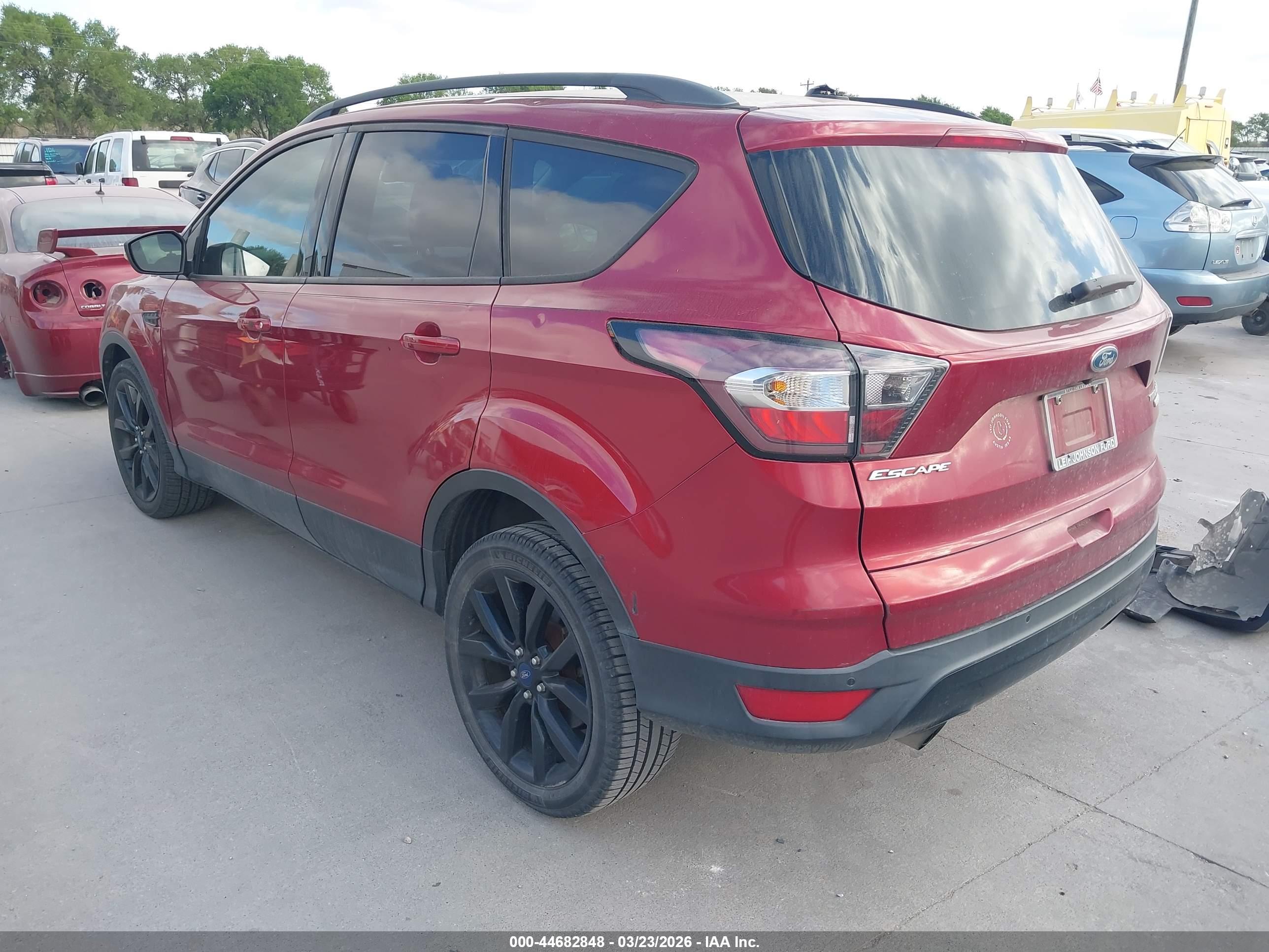 FORD ESCAPE image 3