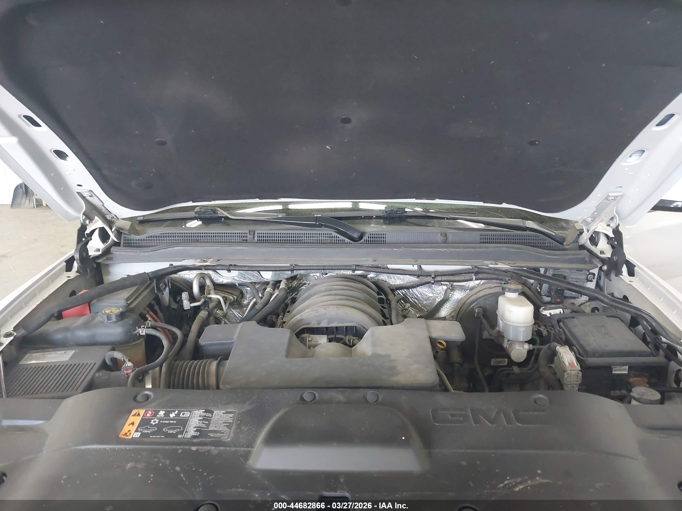 GMC YUKON image 10