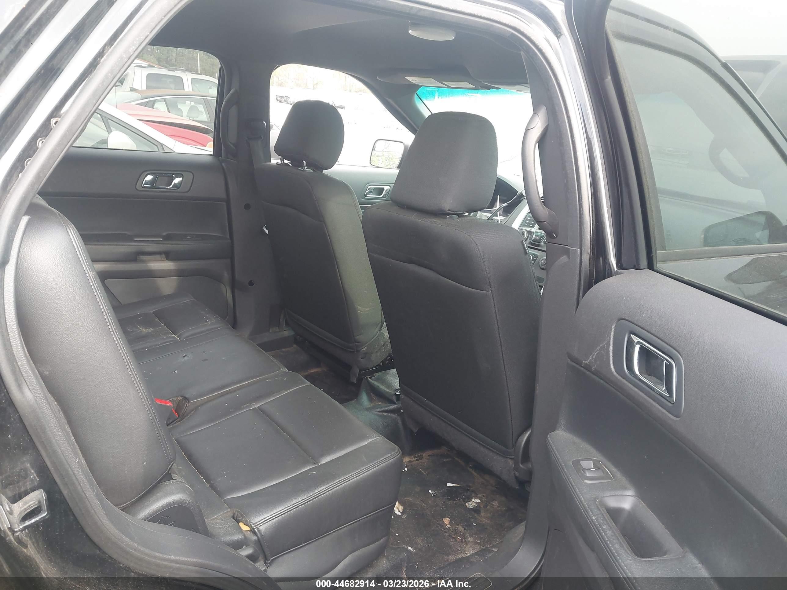 FORD UTILITY image 8