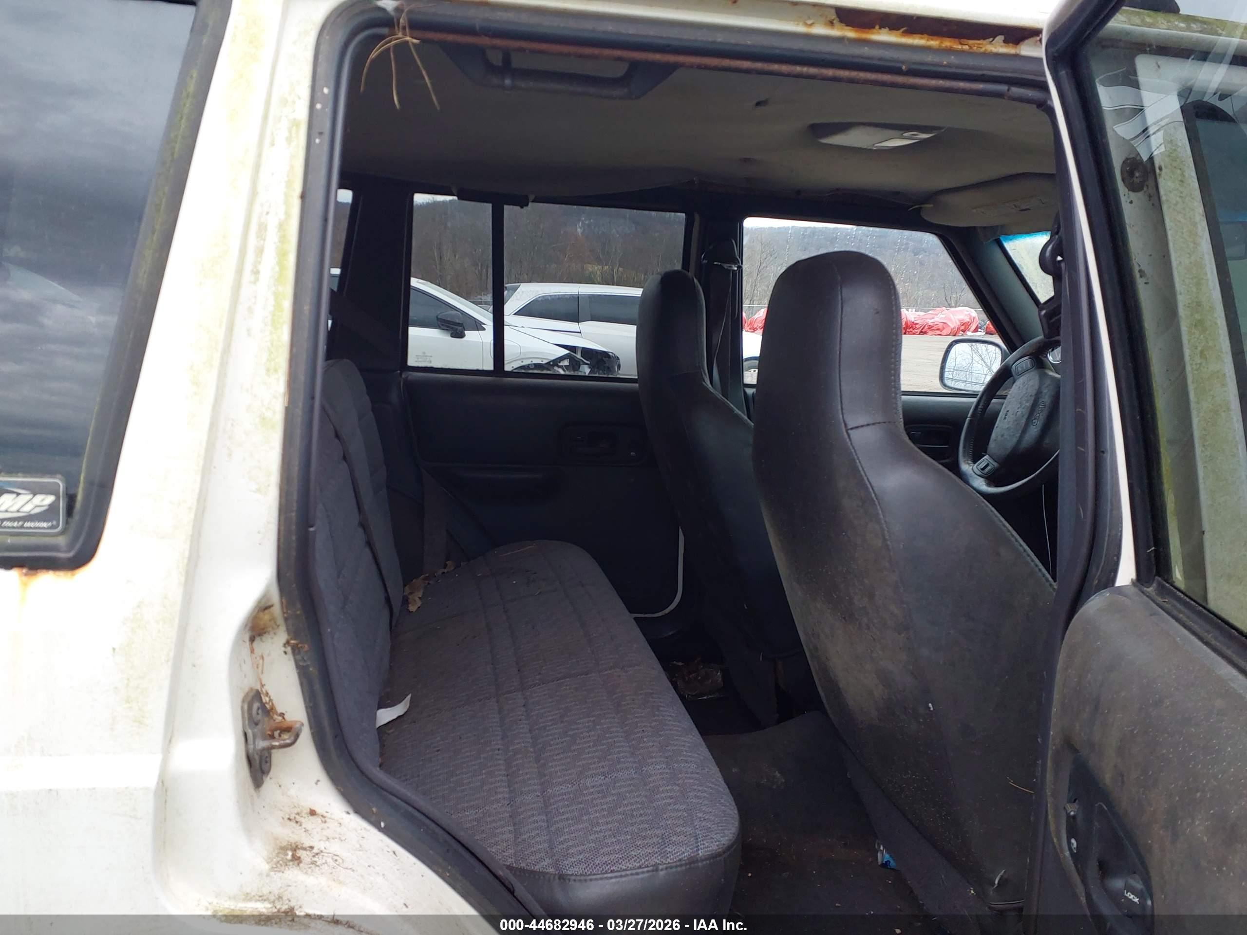 JEEP CHEROKEE image 8