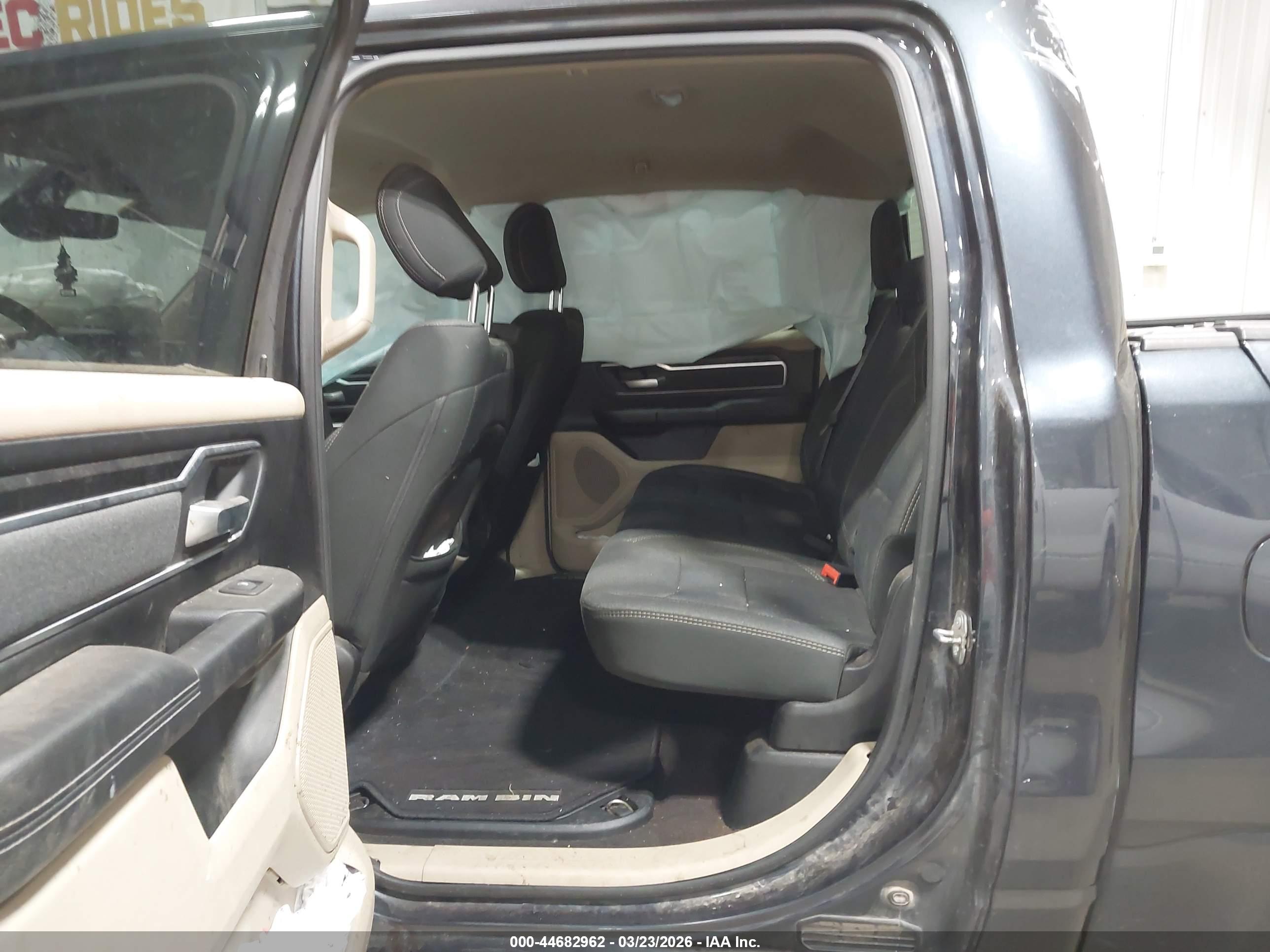 RAM 1500 image 8