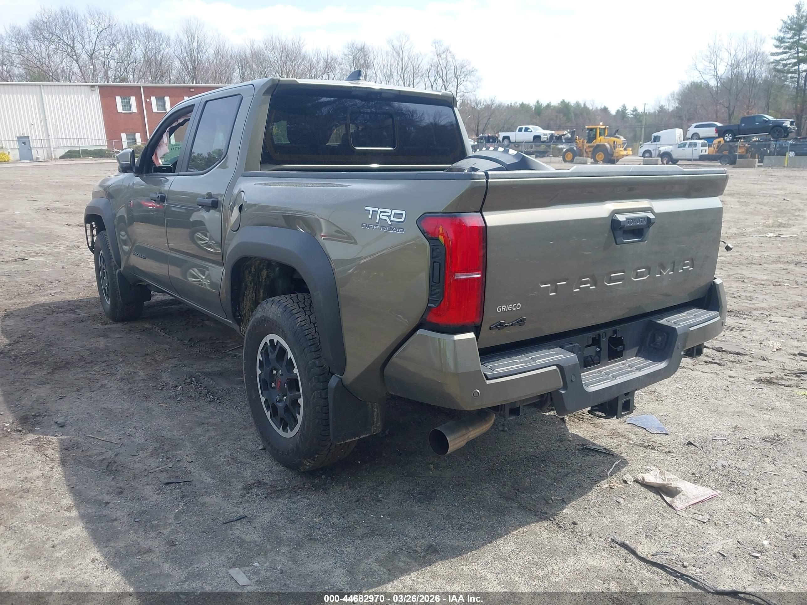 TOYOTA TACOMA image 3