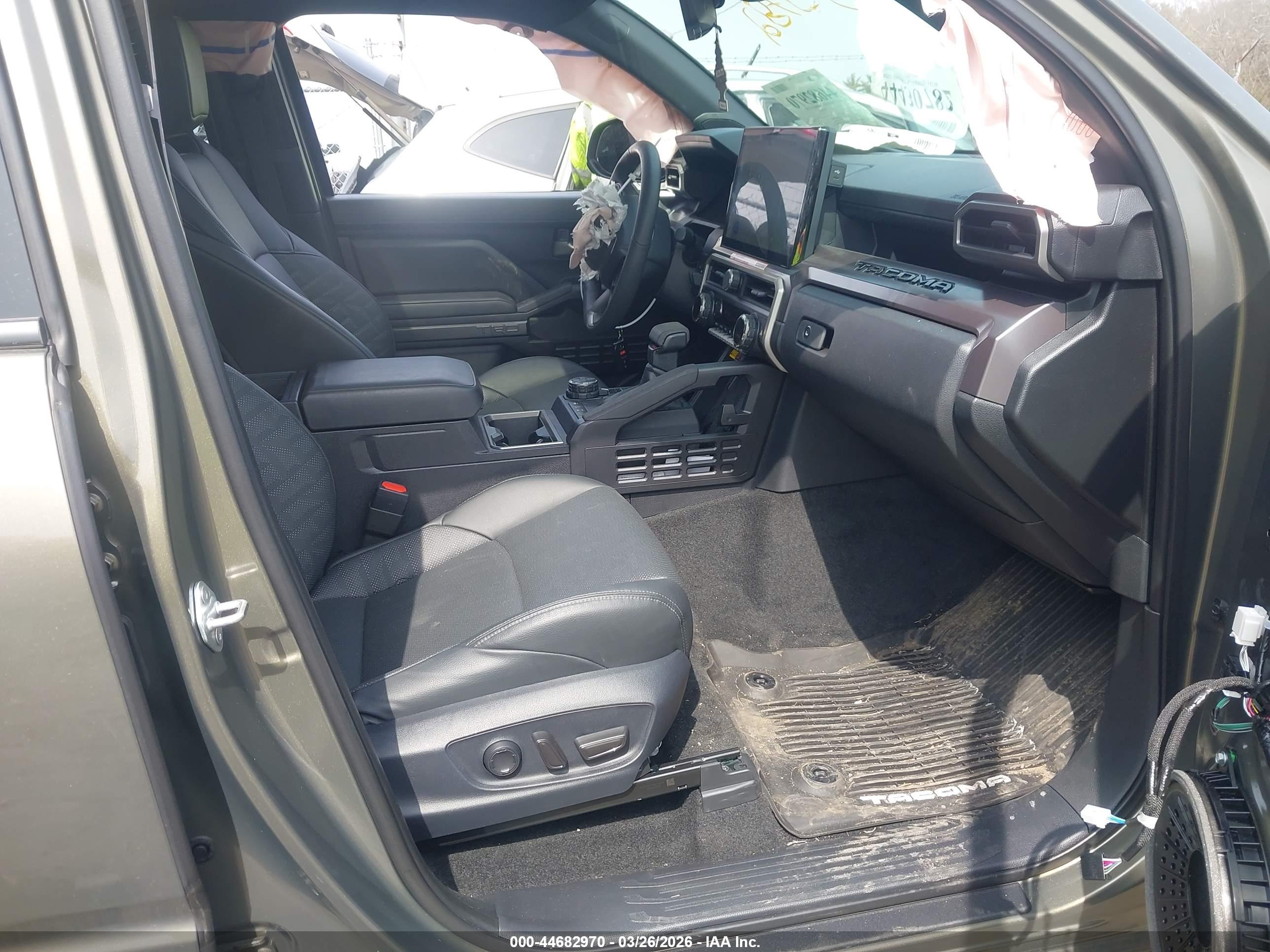 TOYOTA TACOMA image 5