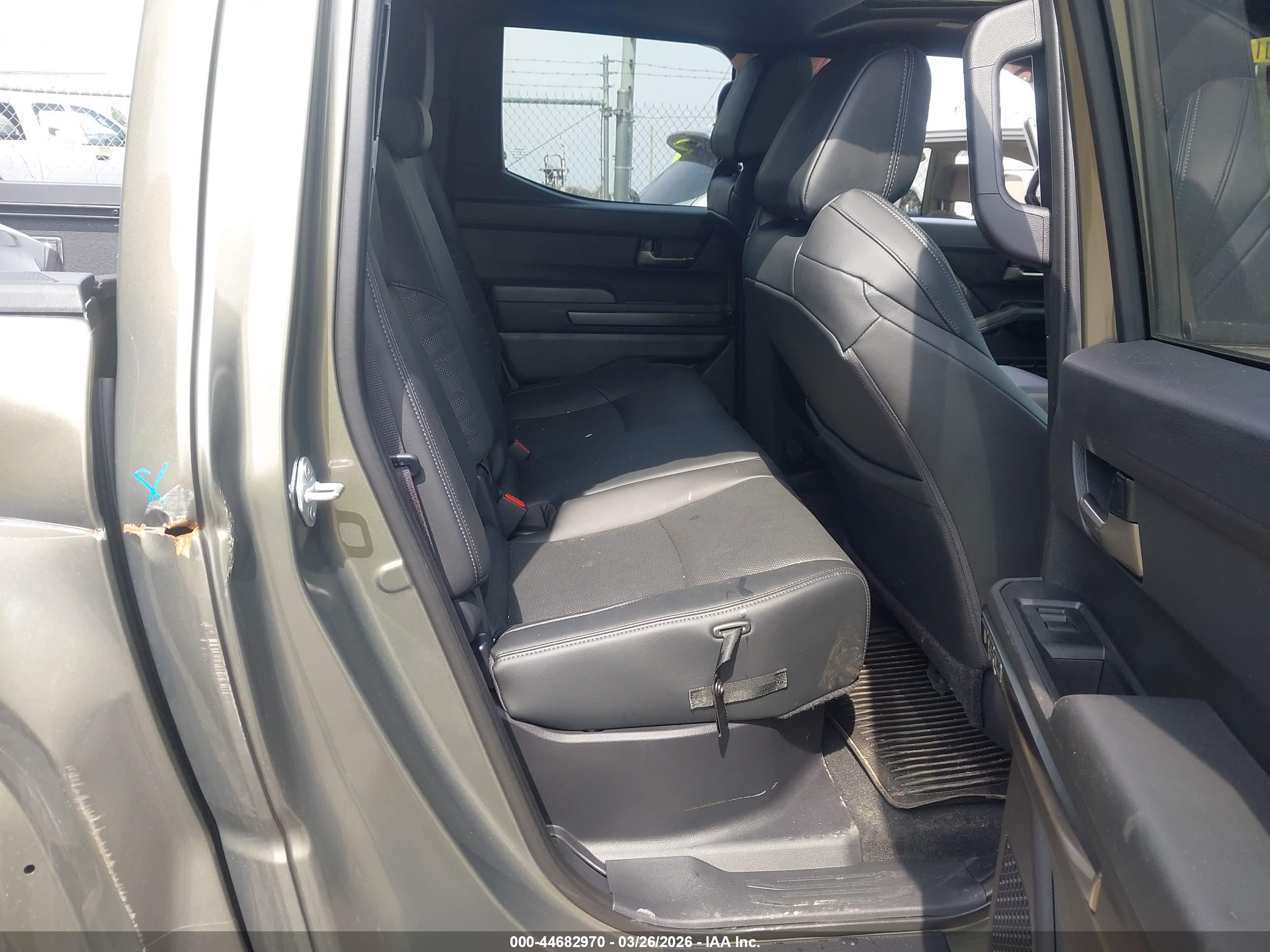 TOYOTA TACOMA image 8