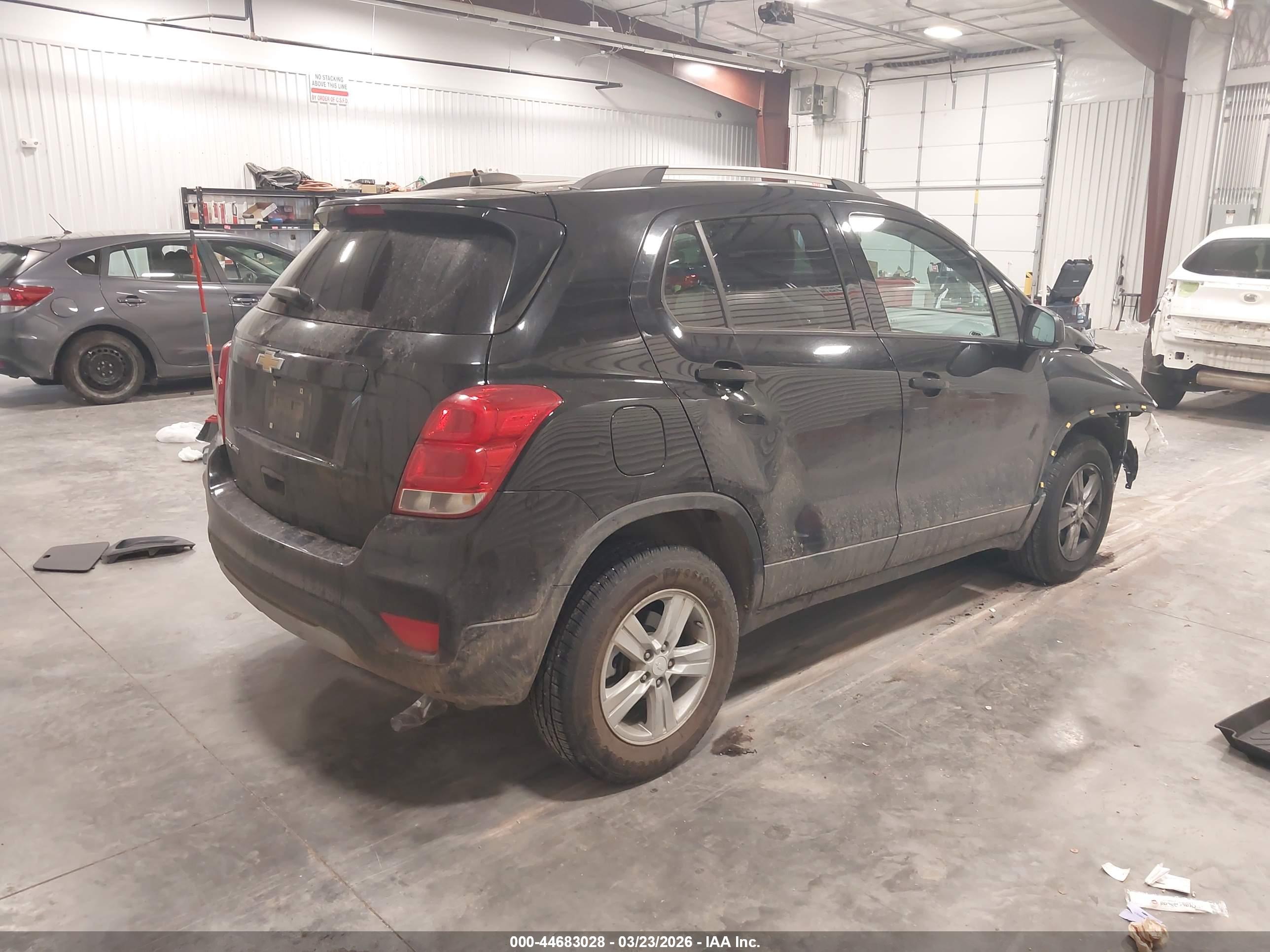CHEVROLET TRAX image 4