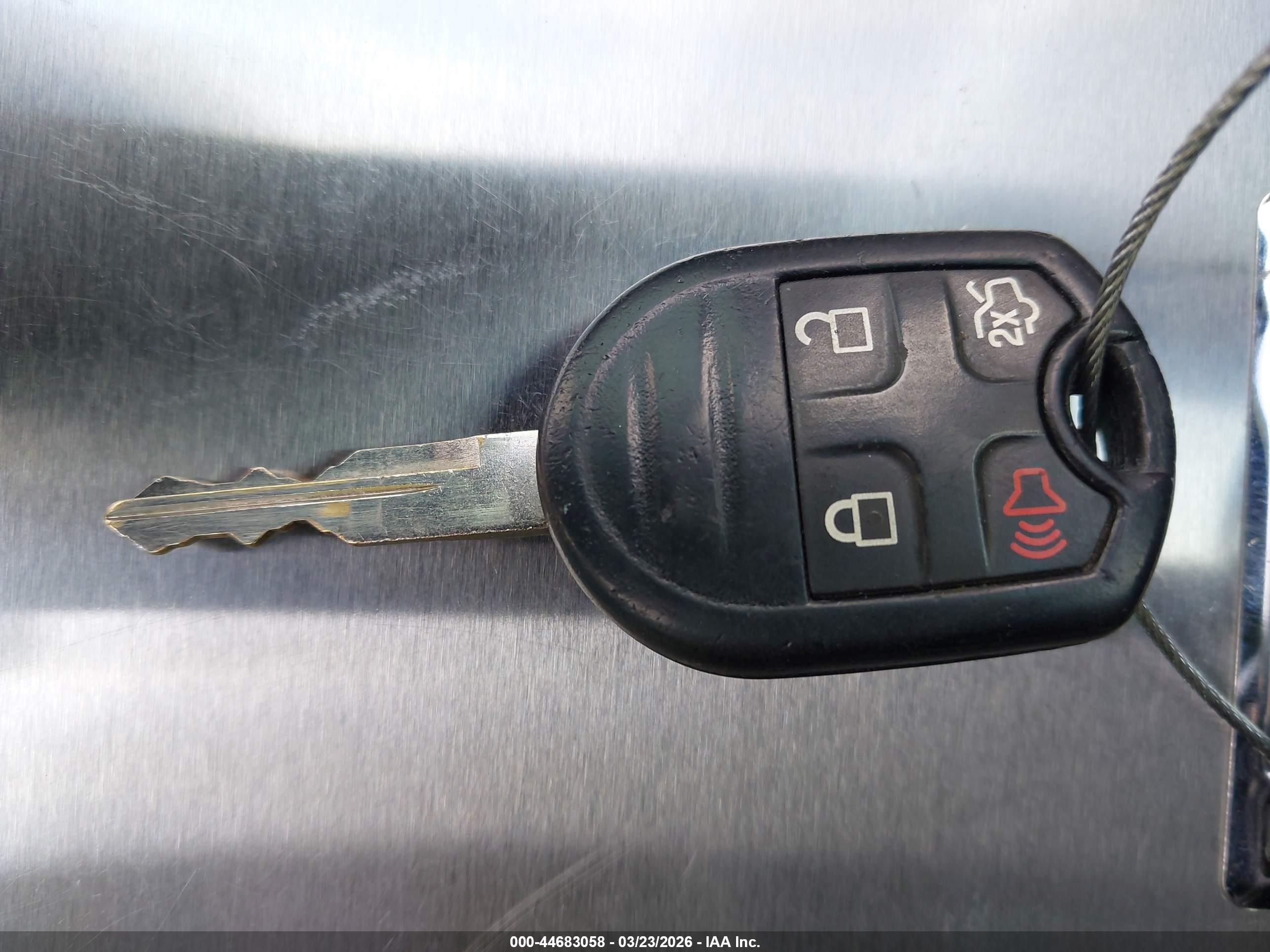 FORD EXPEDITION image 11