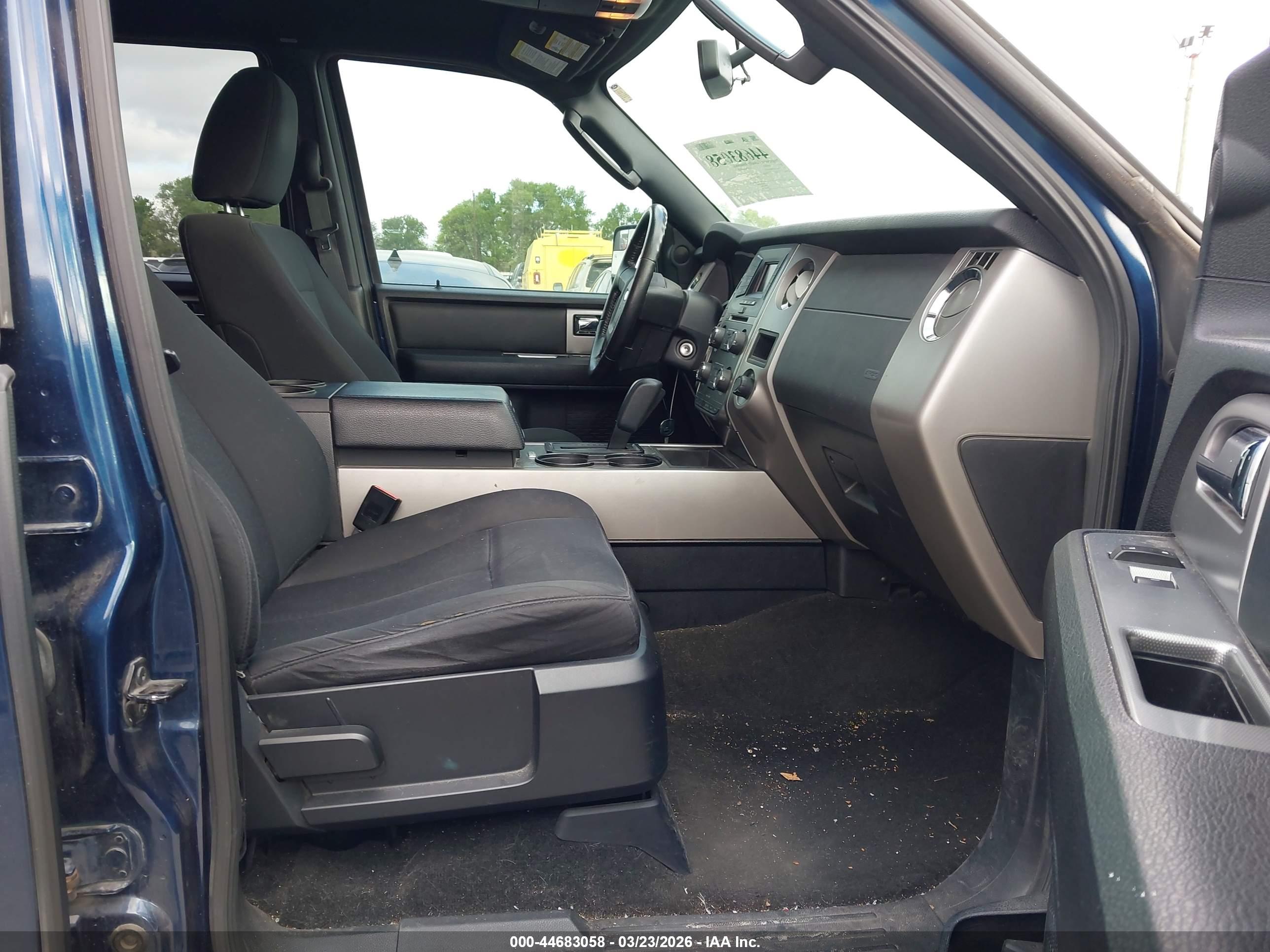FORD EXPEDITION image 5