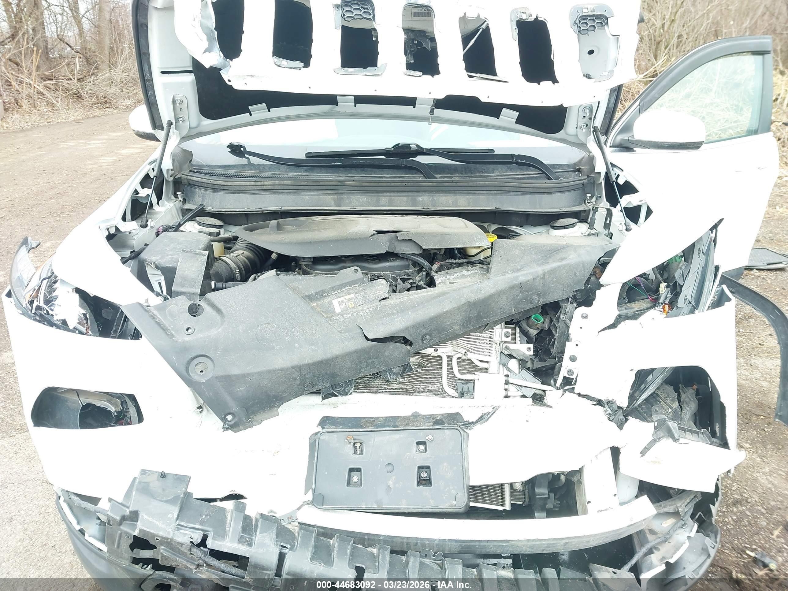 JEEP CHEROKEE image 10