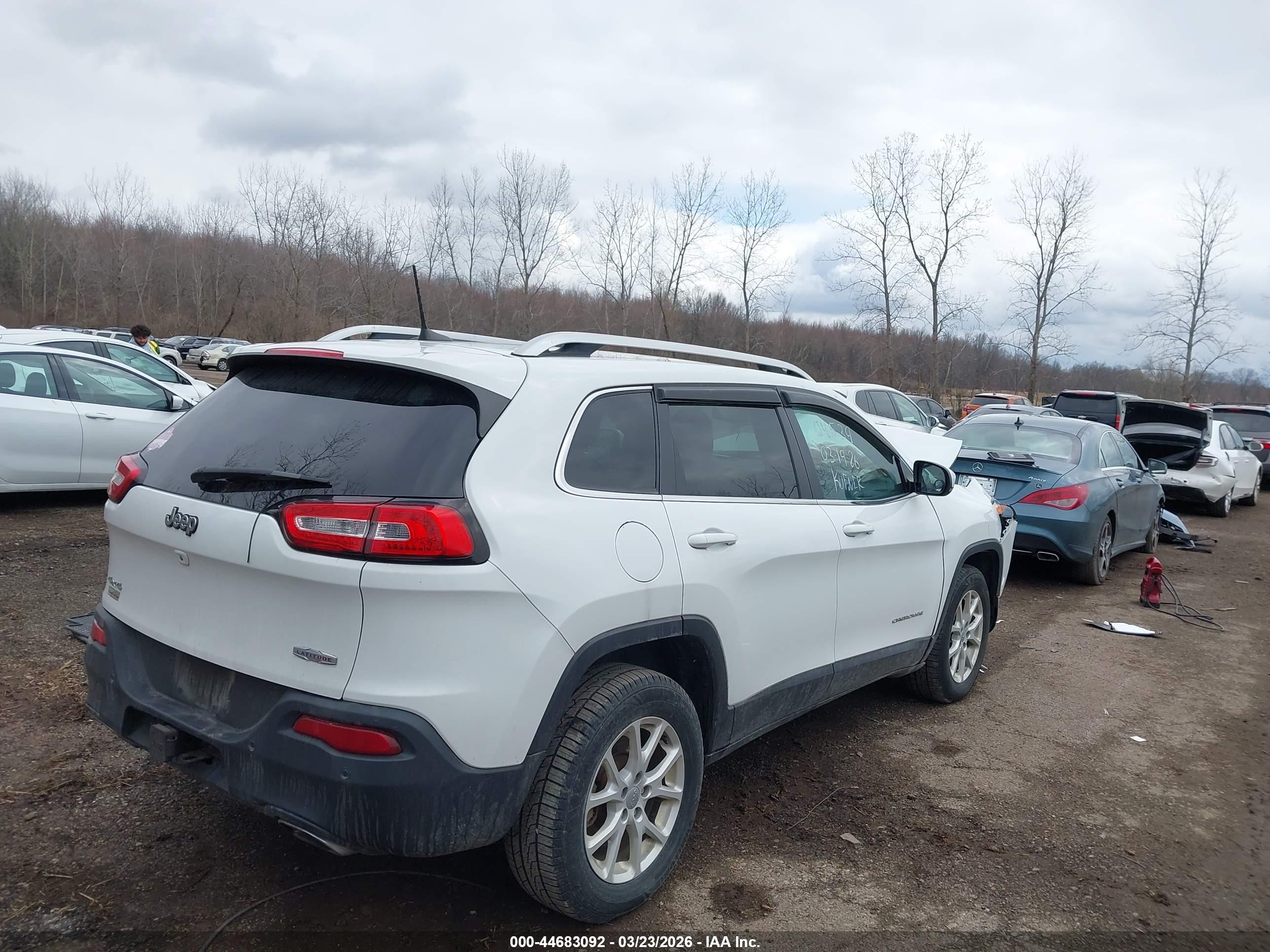 JEEP CHEROKEE image 4