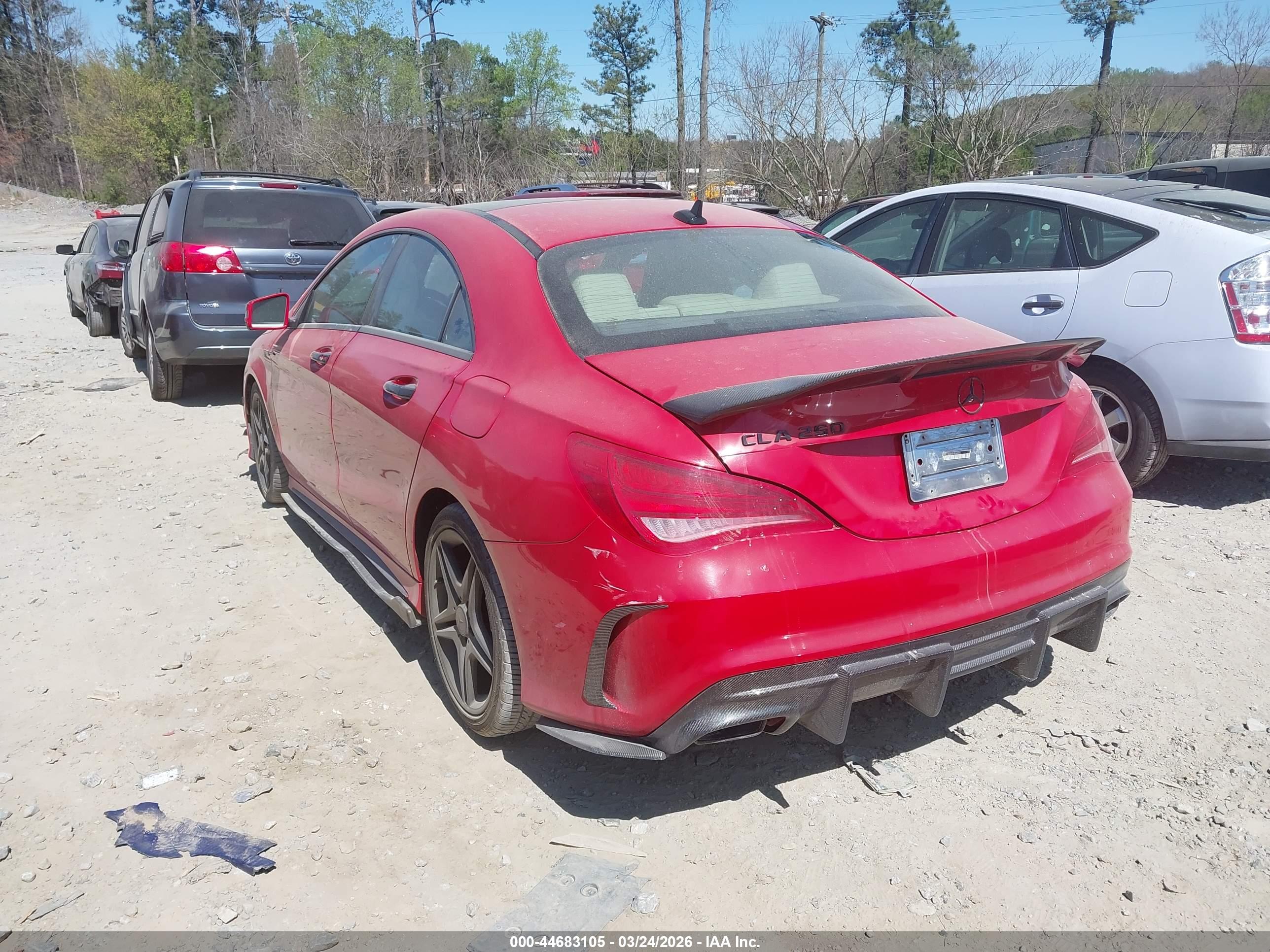 MERCEDES-BENZ CLA image 3