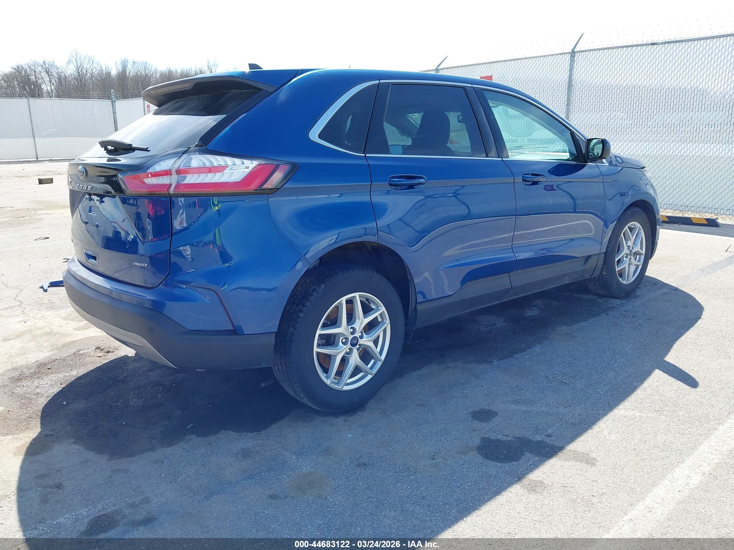 FORD EDGE image 4