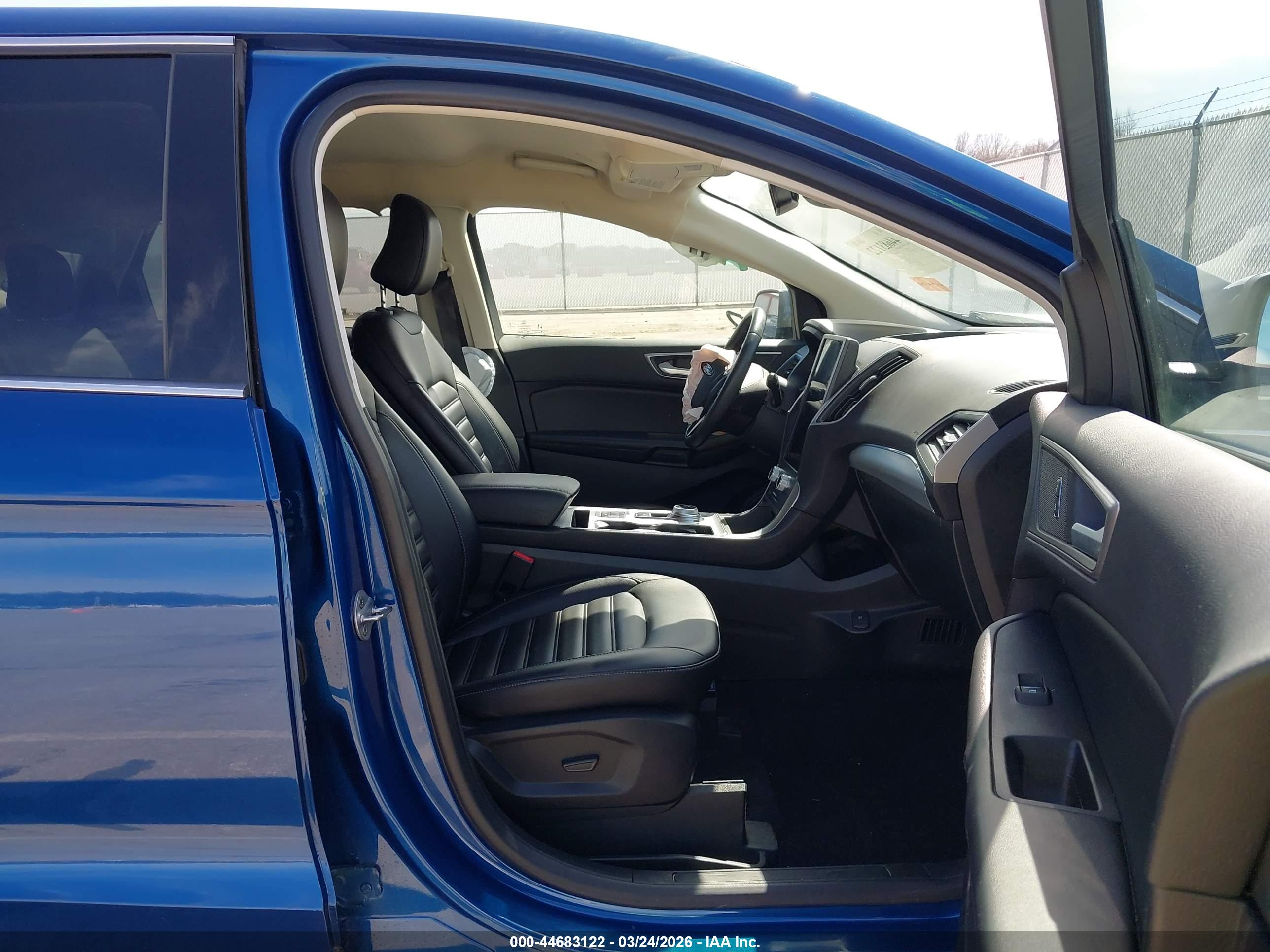 FORD EDGE image 5