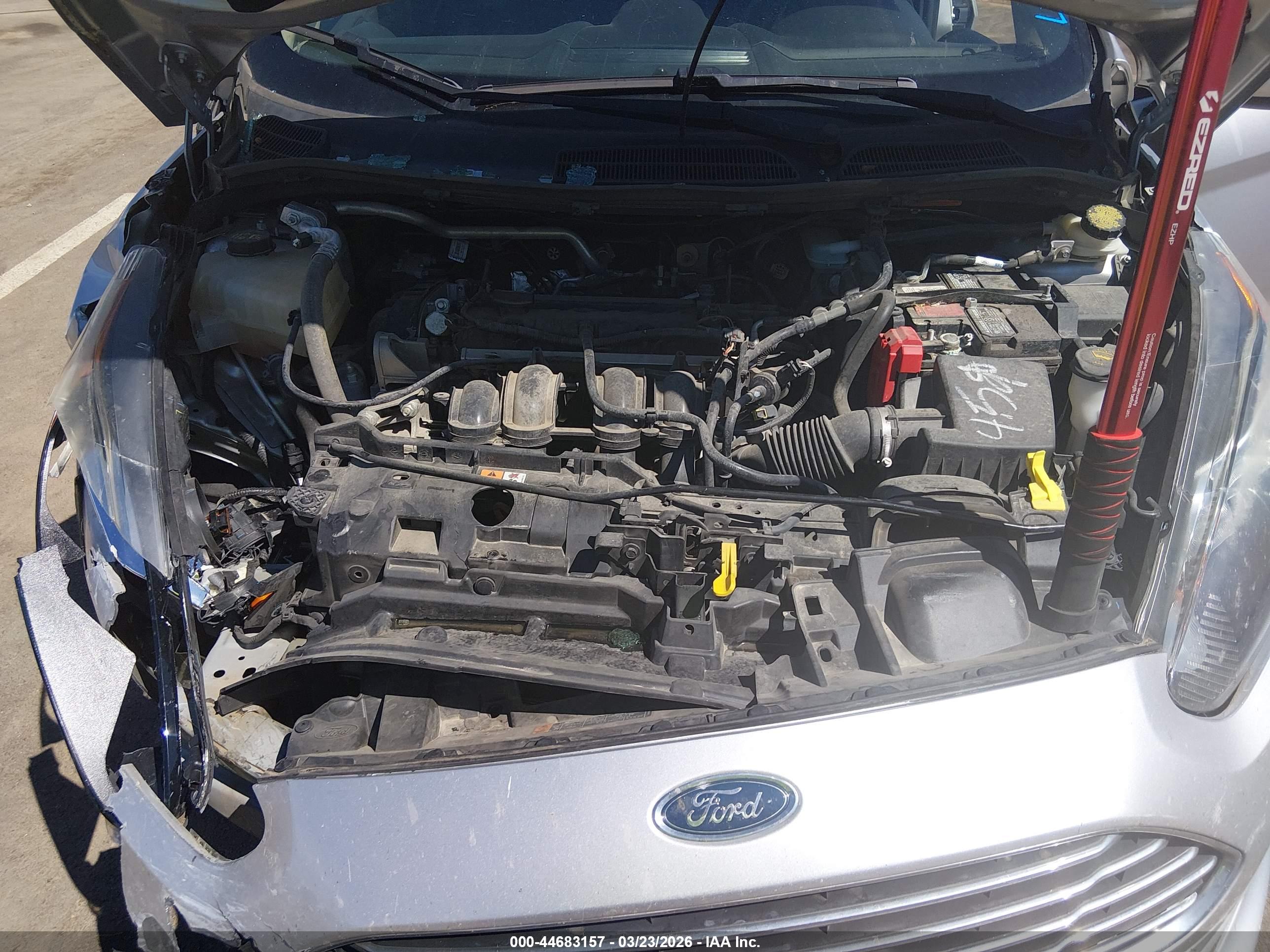 FORD FIESTA image 10