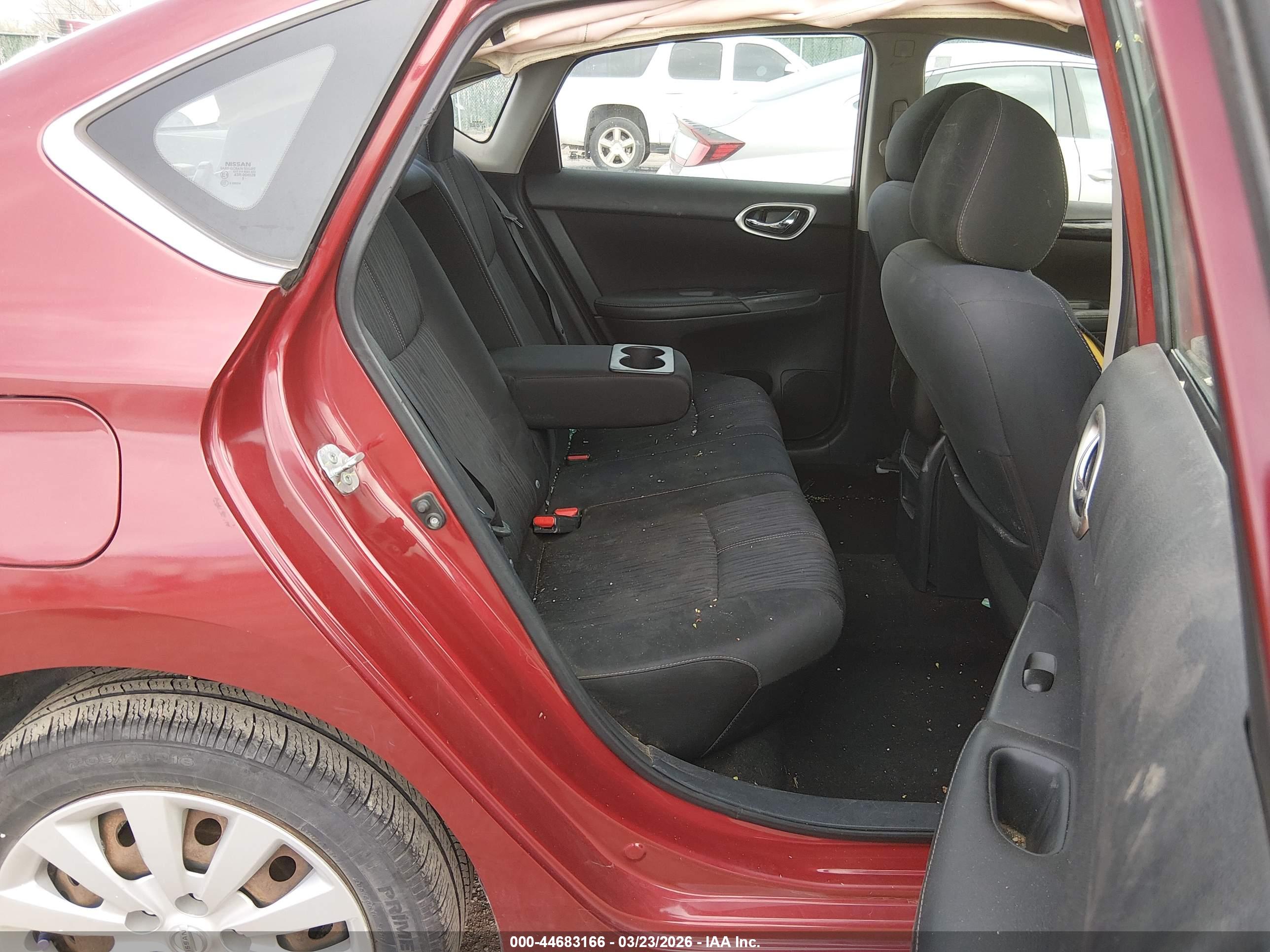 NISSAN SENTRA image 8