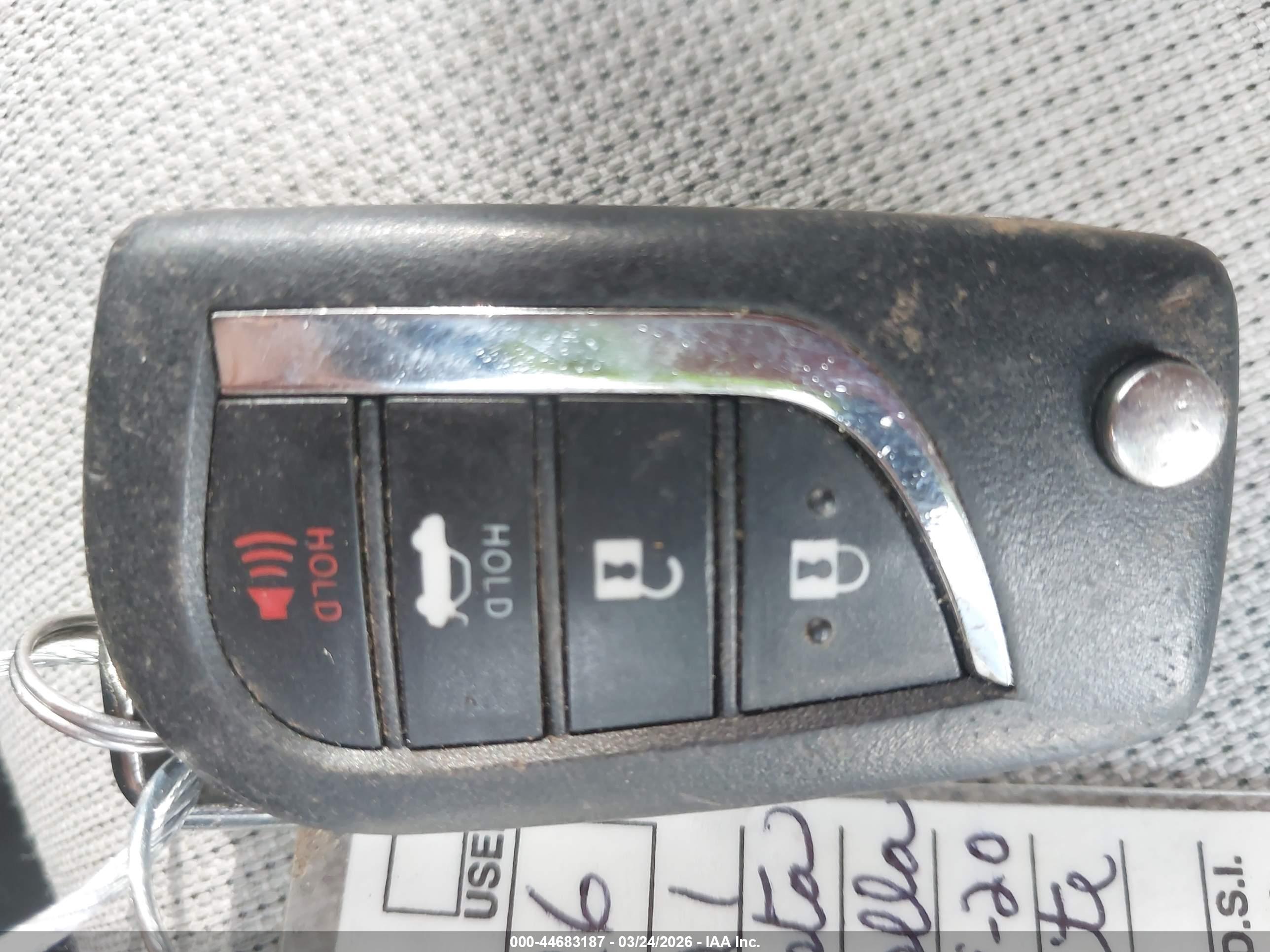 TOYOTA COROLLA image 11