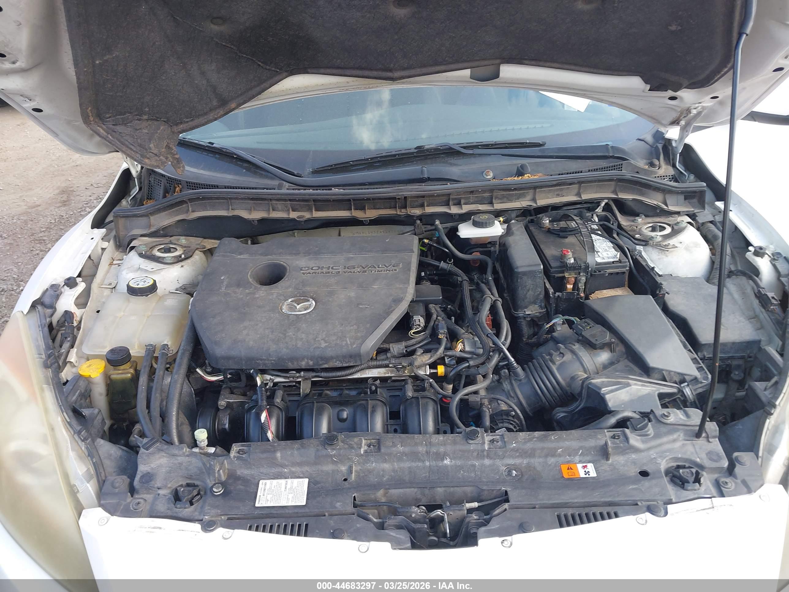 MAZDA MAZDA3 image 10