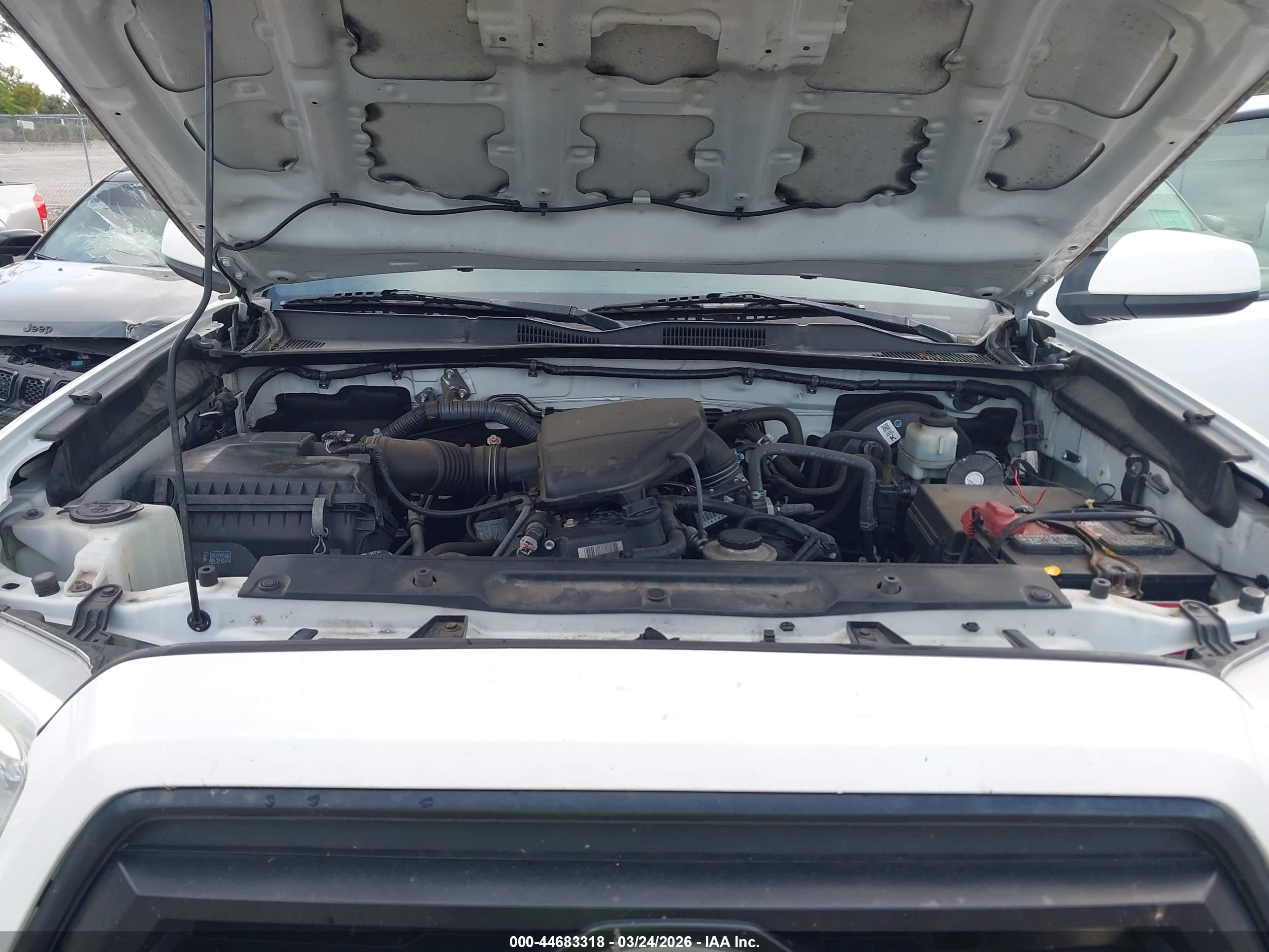 TOYOTA TACOMA image 10