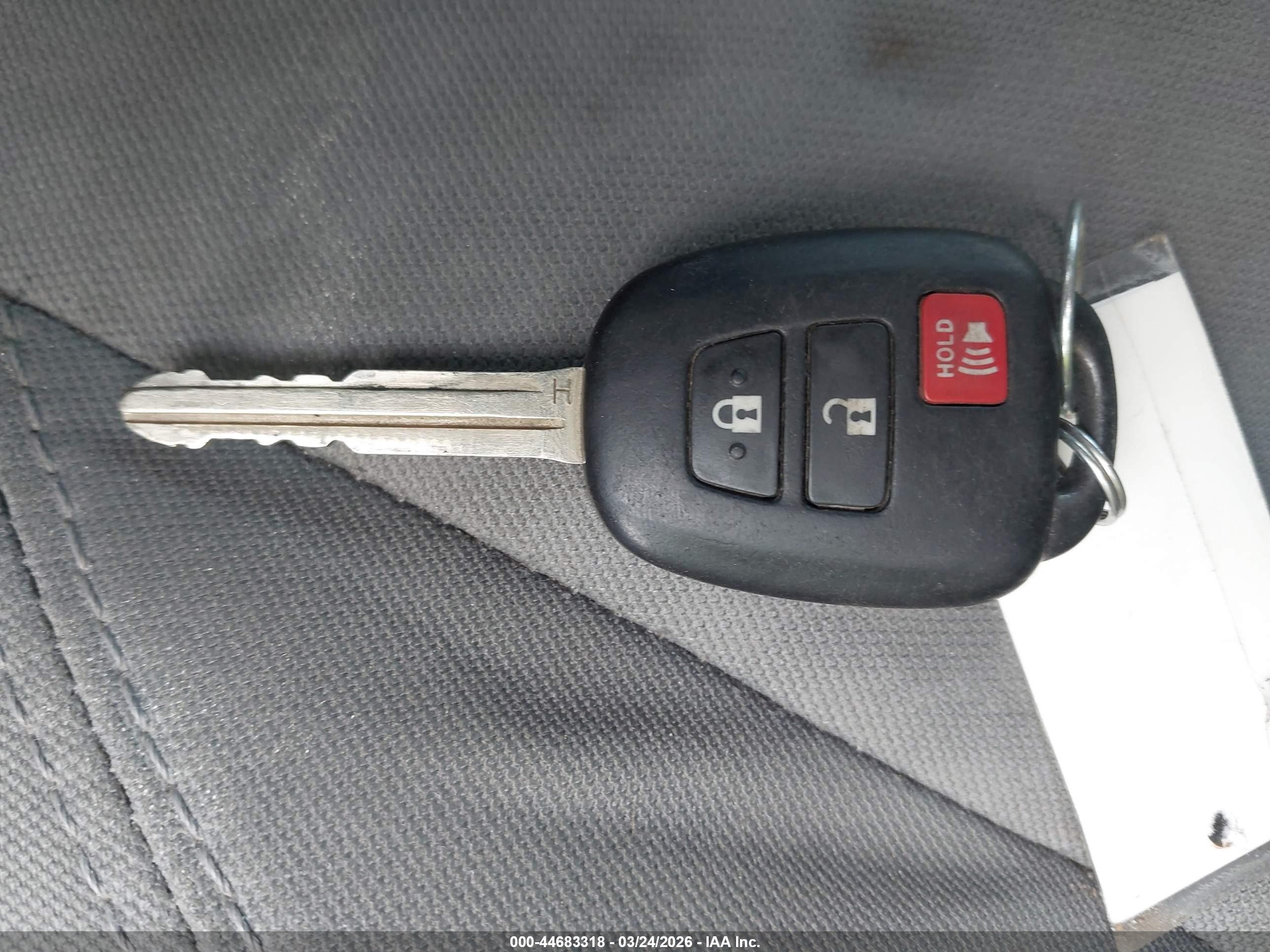 TOYOTA TACOMA image 11